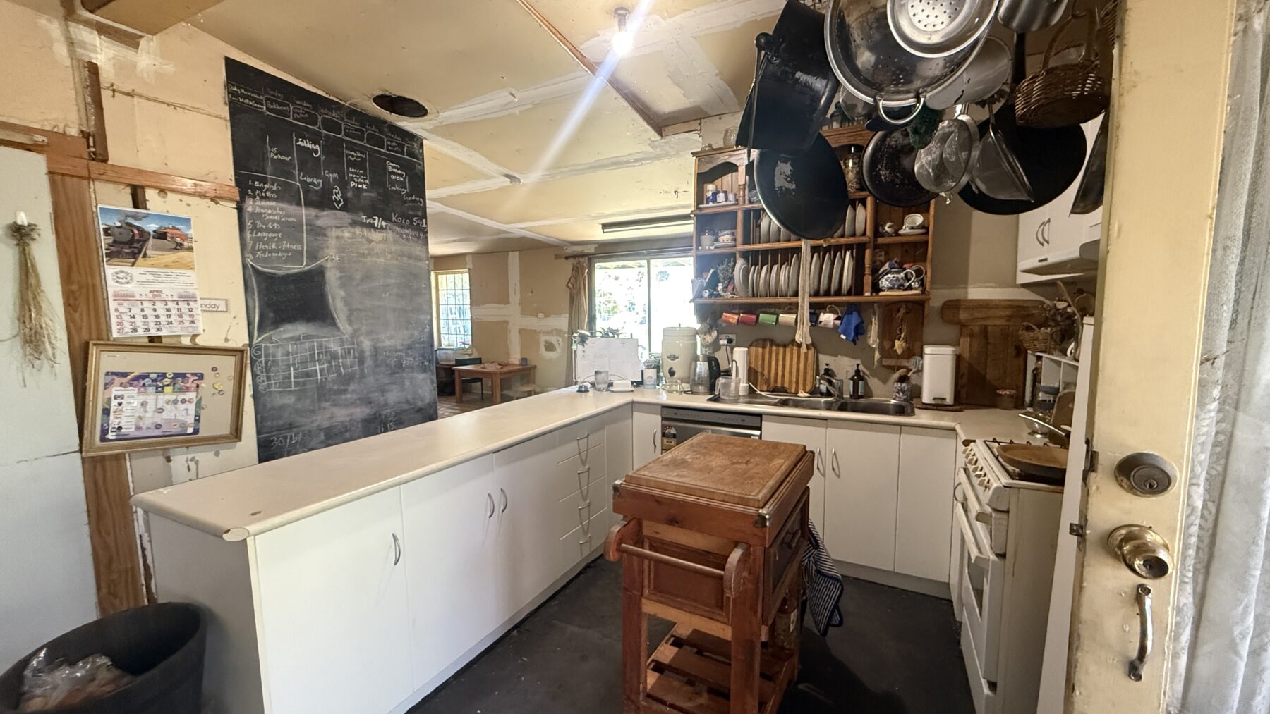 Property: 140 & 142 Broadway, Dunolly, VIC, 3472 photo-4