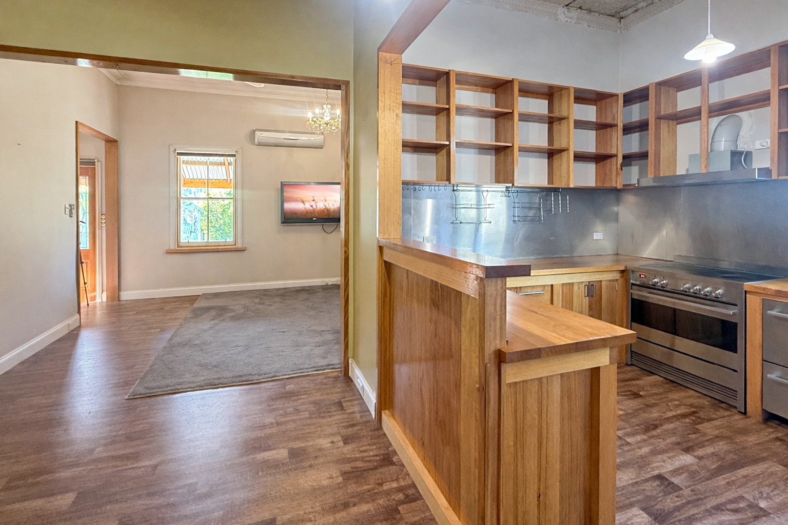 Property: 19 Faraday Street, Avoca, VIC, 3467 photo-5