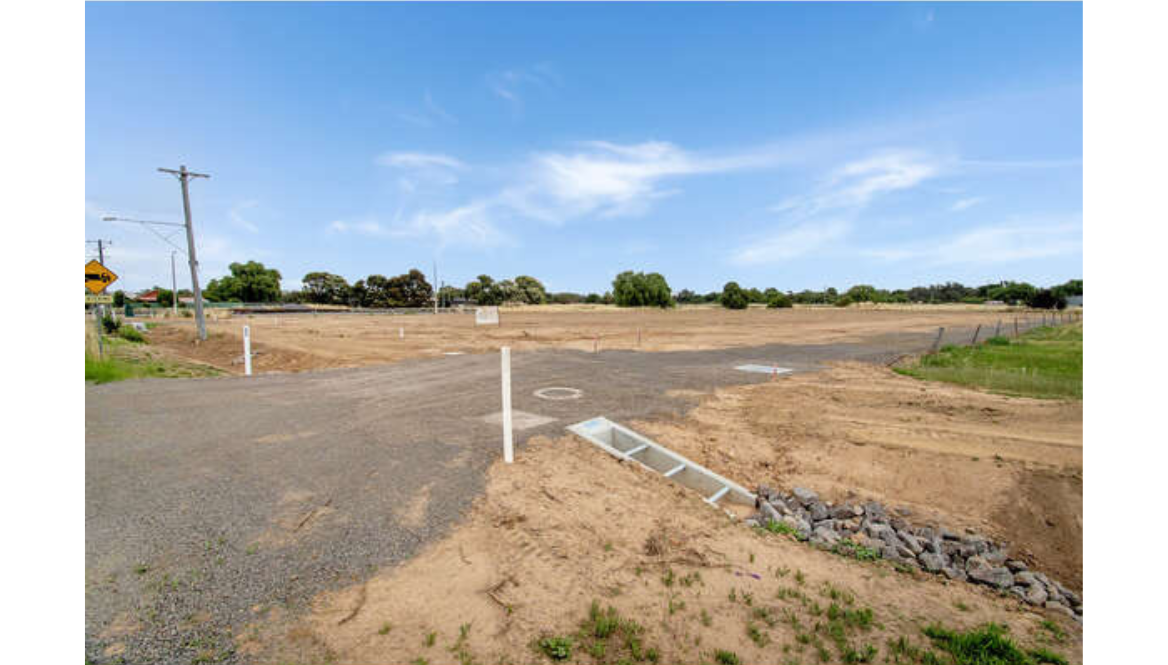 Land:  Thompson and Maude Street, Dunolly, VIC, 3472 photo-5