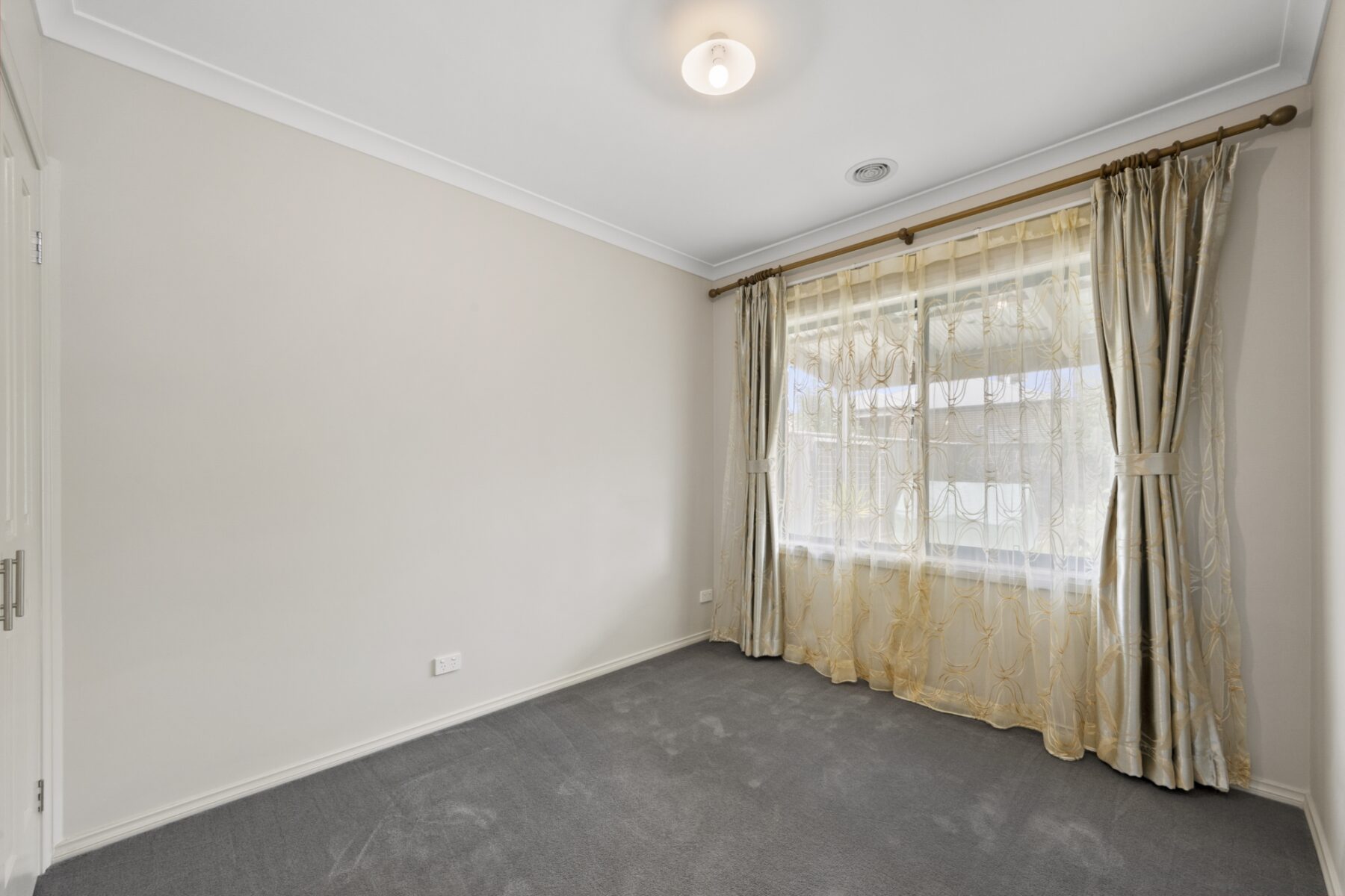 Property: 30 Hosken Street, Maryborough, VIC, 4650 photo-7