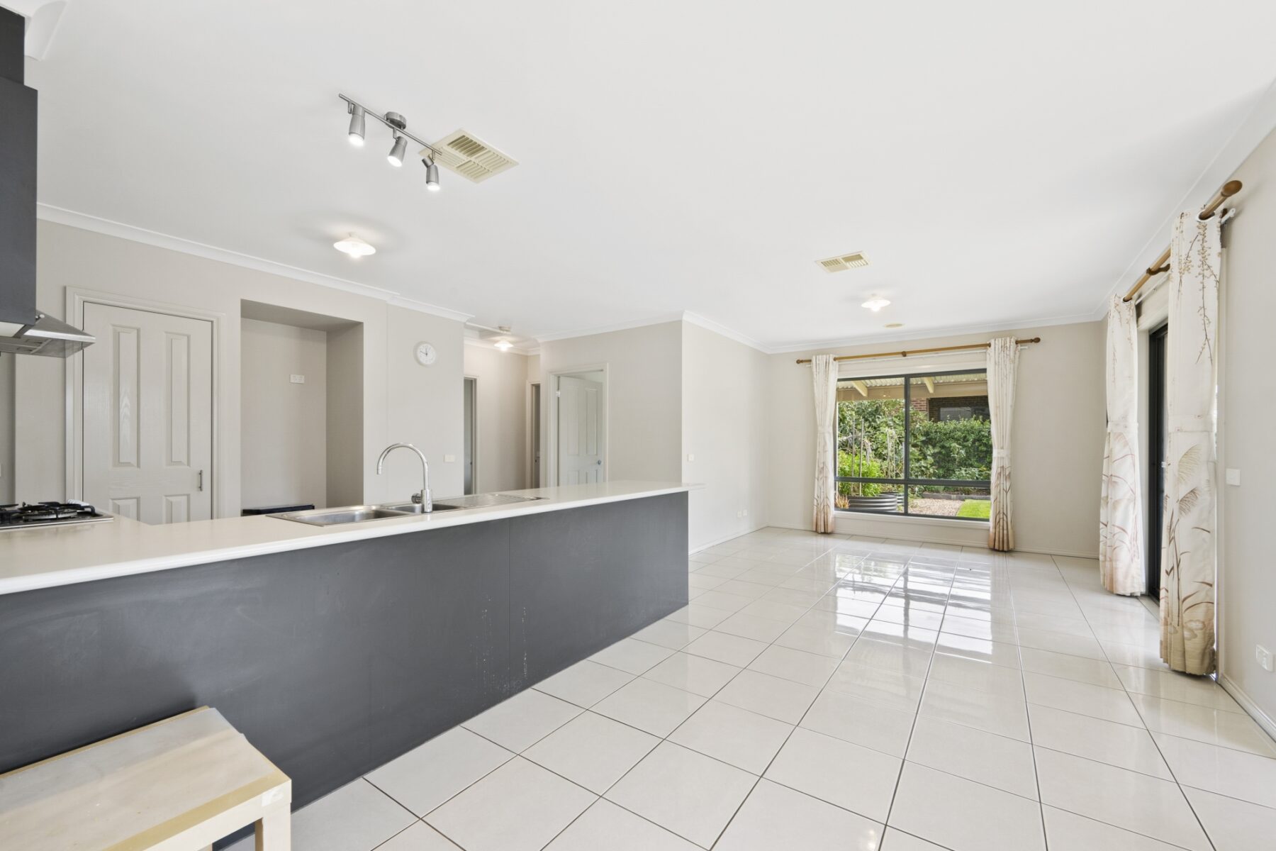 Property: 30 Hosken Street, Maryborough, VIC, 4650 photo-5