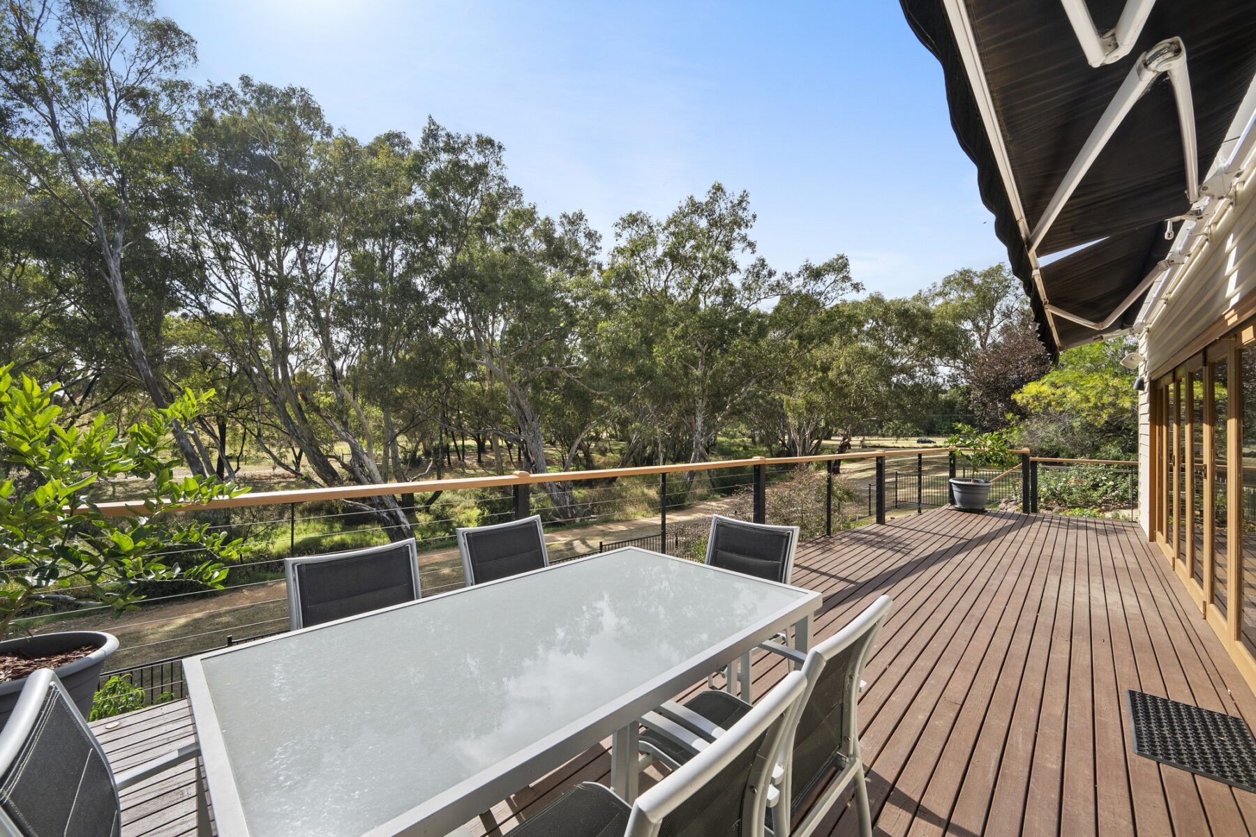 Property: 24 Bucknall Street, Carisbrook, VIC, 3464 photo-7