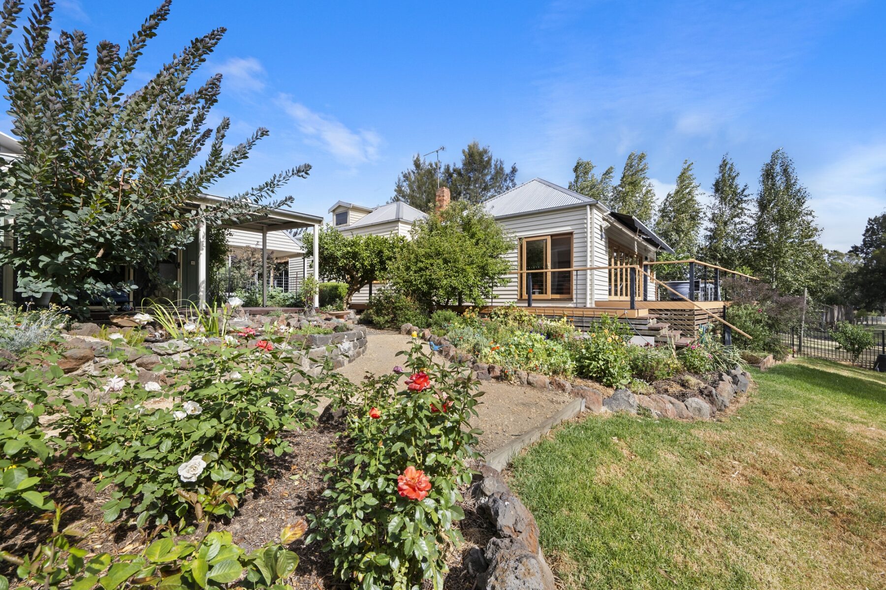 Property: 24 Bucknall Street, Carisbrook, VIC, 3464 photo-9