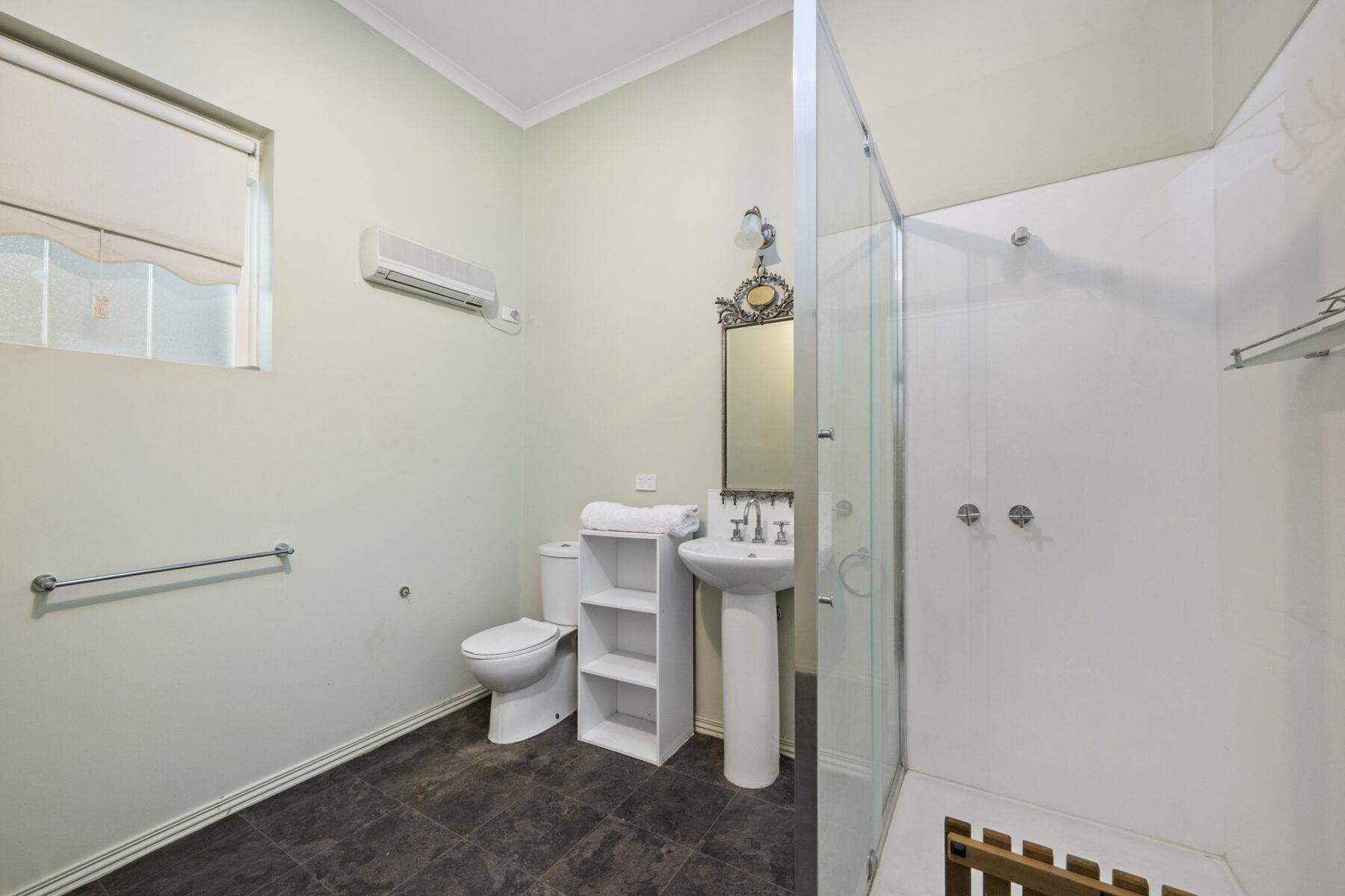 Property: 127 Broadway, Dunolly, Vic, 3472 photo-5