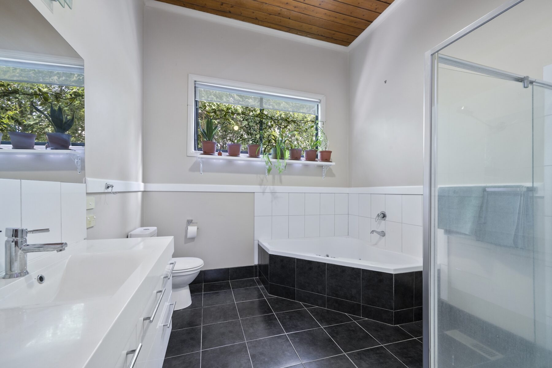 Property: 24 Bucknall Street, Carisbrook, VIC, 3464 photo-5