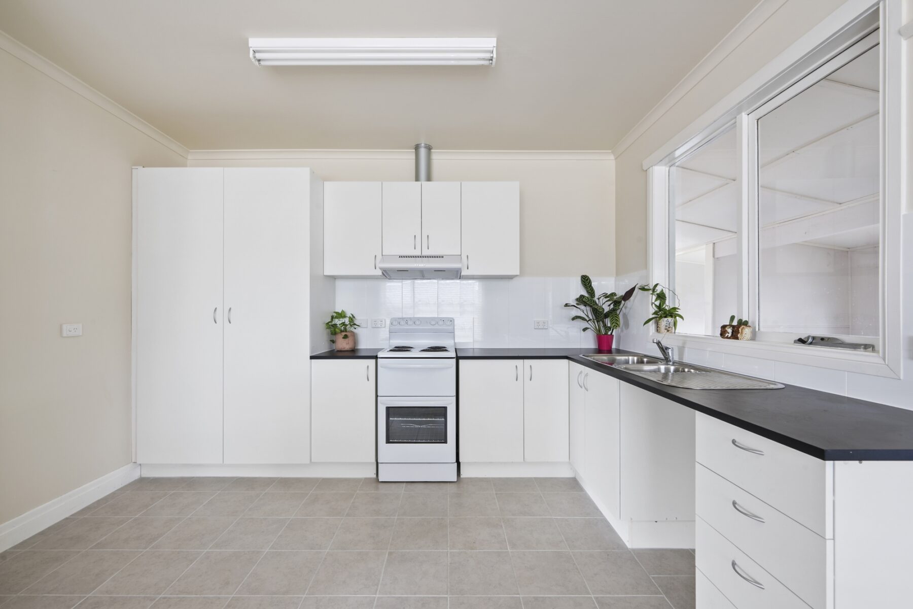 Property: 23 Brougham Street, MARYBOROUGH, VIC, 3465 photo-5