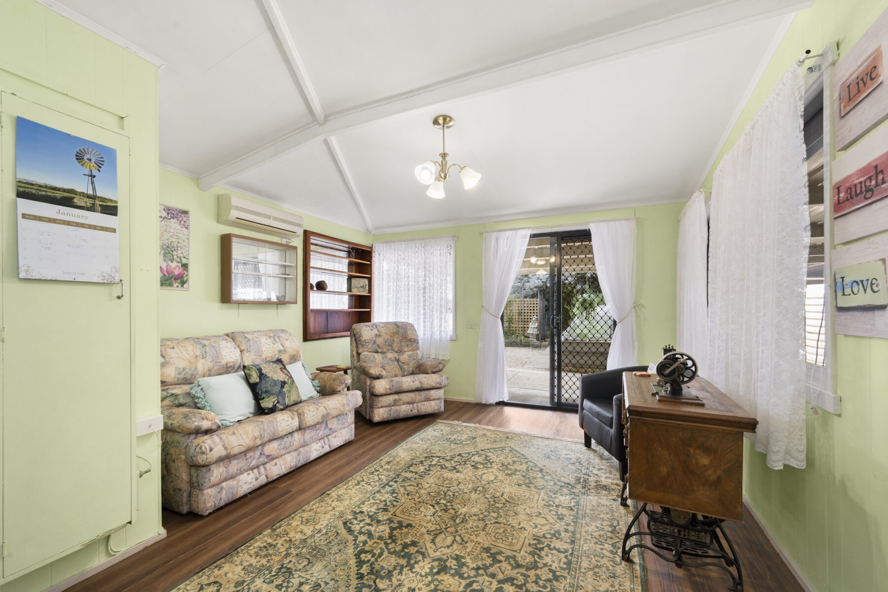 Property: 92 Burns Street, MARYBOROUGH, VIC, 3465 photo-1