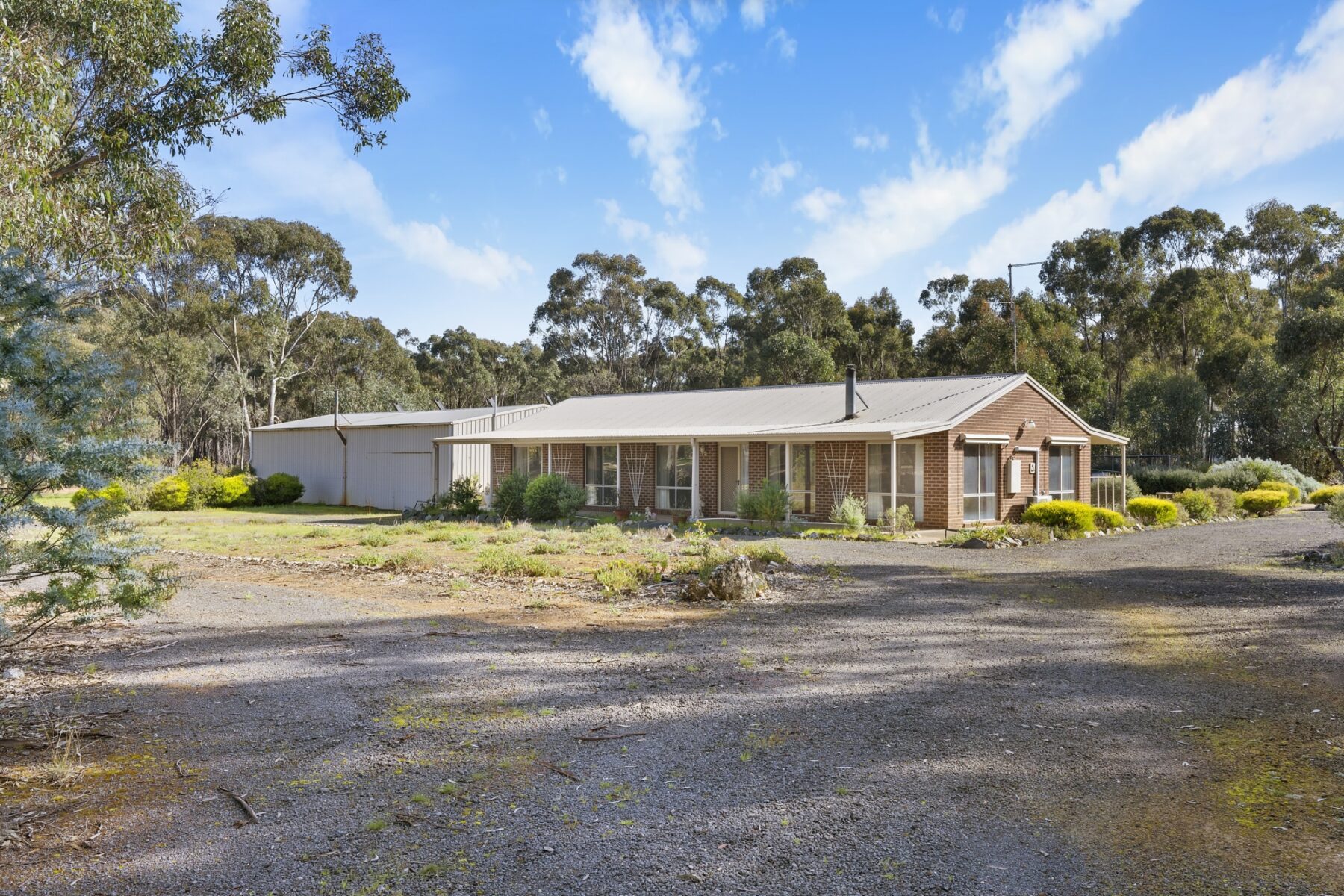 Property: 53 Palmer Road, Simson, VIC, 3465 photo-9