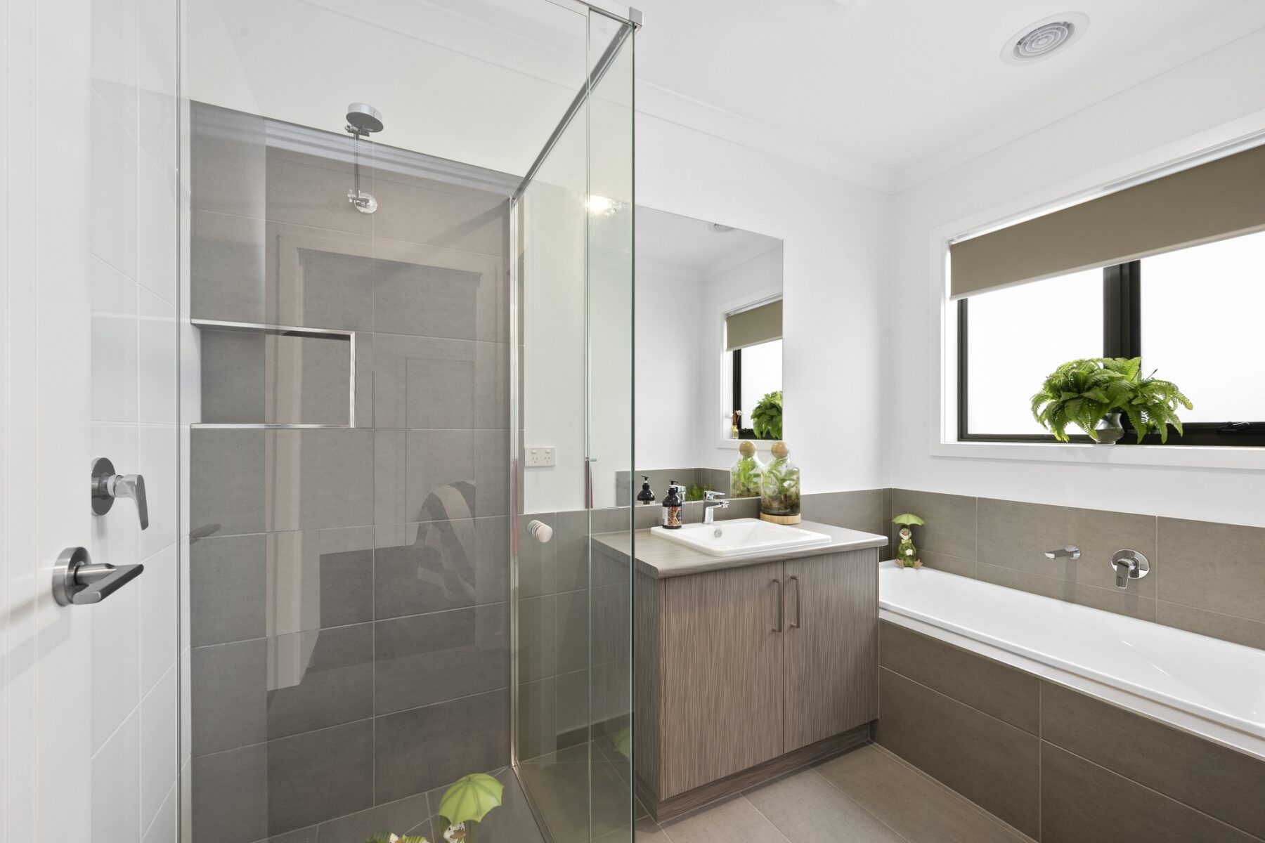 Property: 8 Doble Court, MARYBOROUGH, VIC, 3465 photo-2