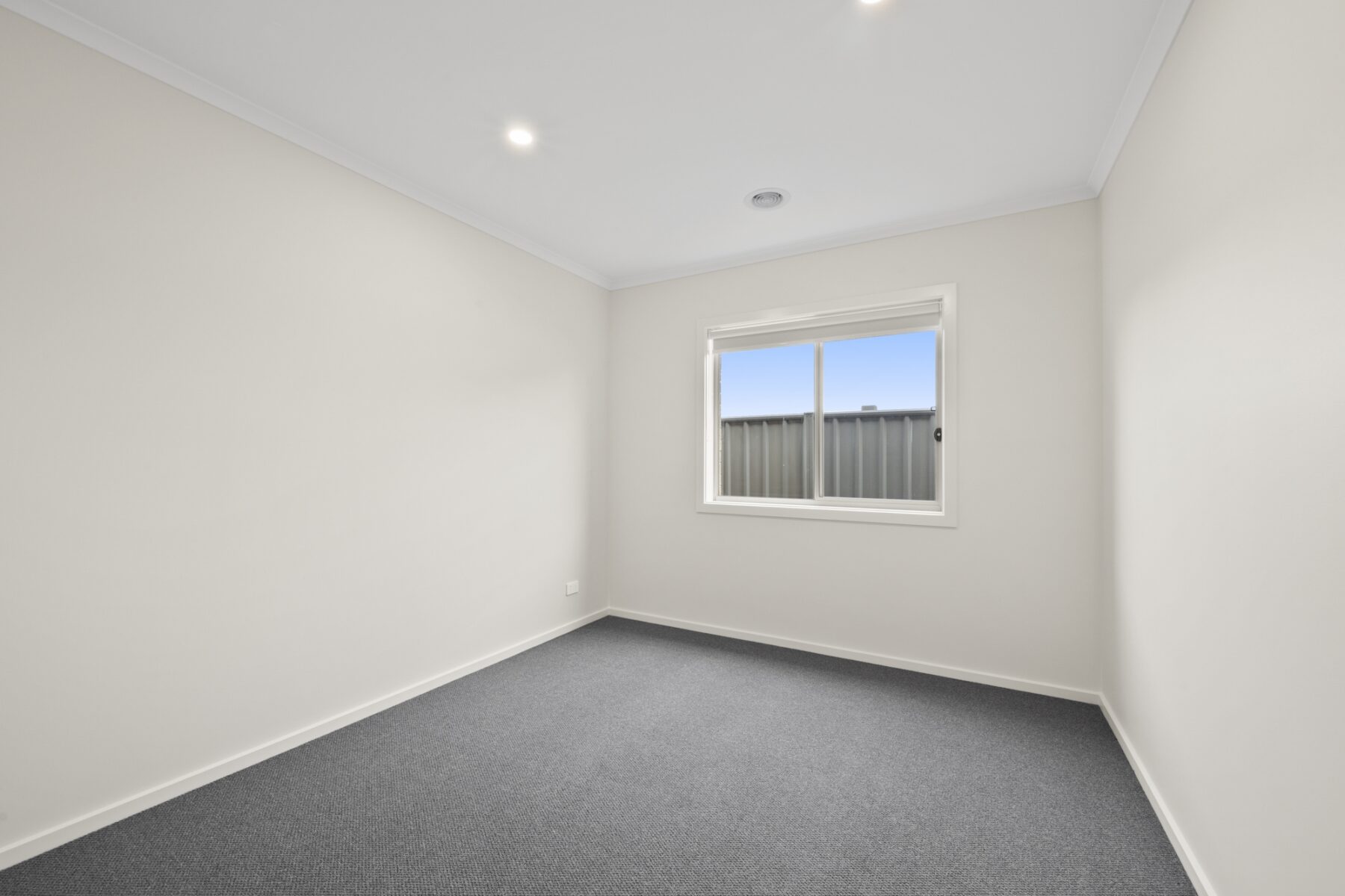 Property: 23 Dairy Crescent, Maryborough, VIC, 3465 photo-8