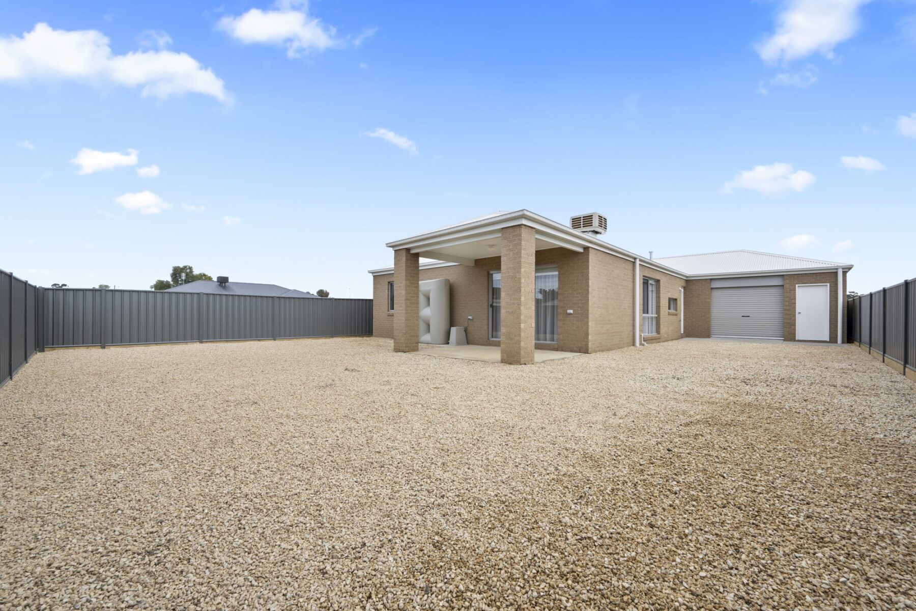 Property: 23 Dairy Crescent, Maryborough, VIC, 3465 photo-2