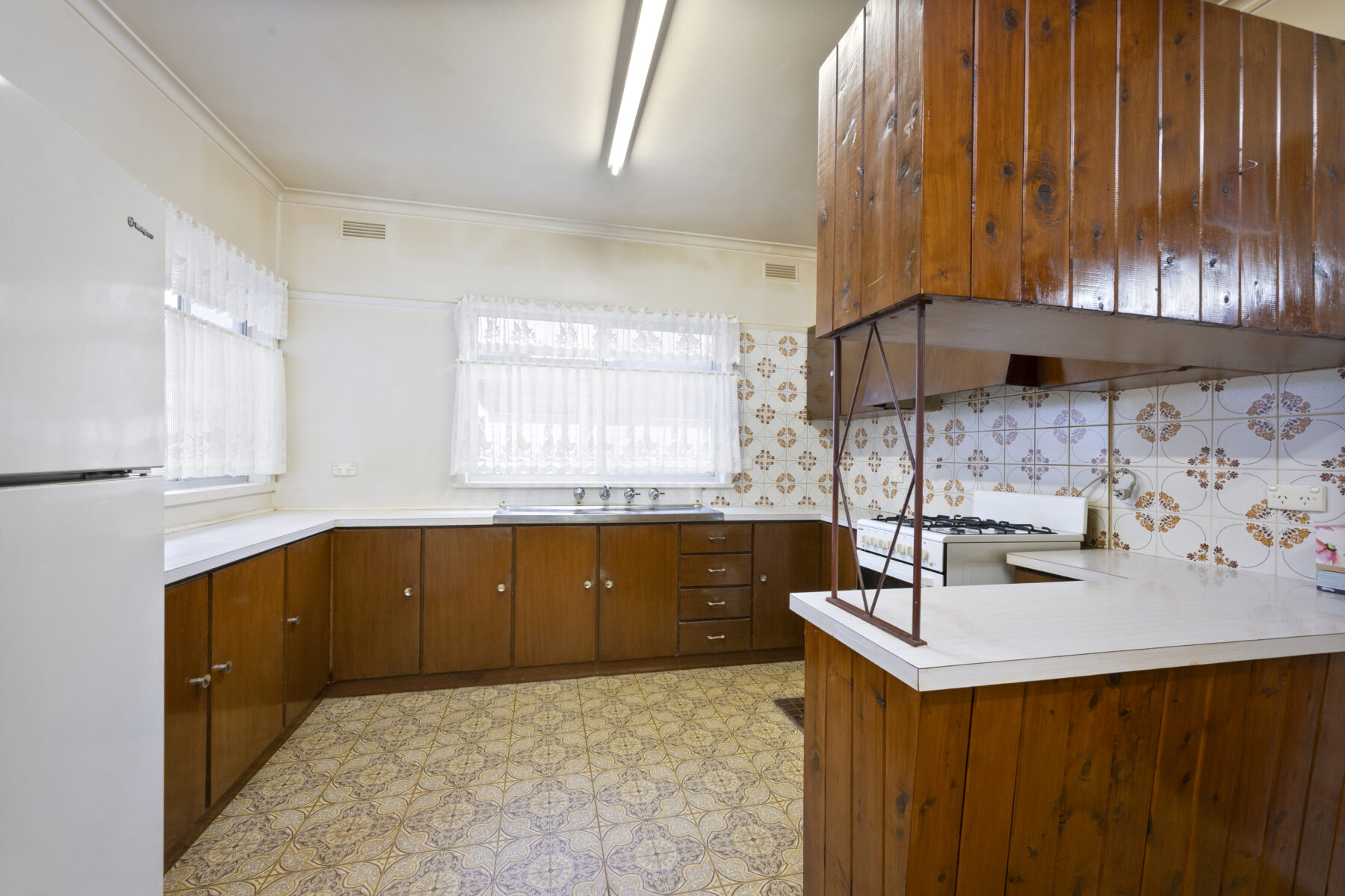Property: 147 Broadway, Dunolly, Vic, 3472 photo-9