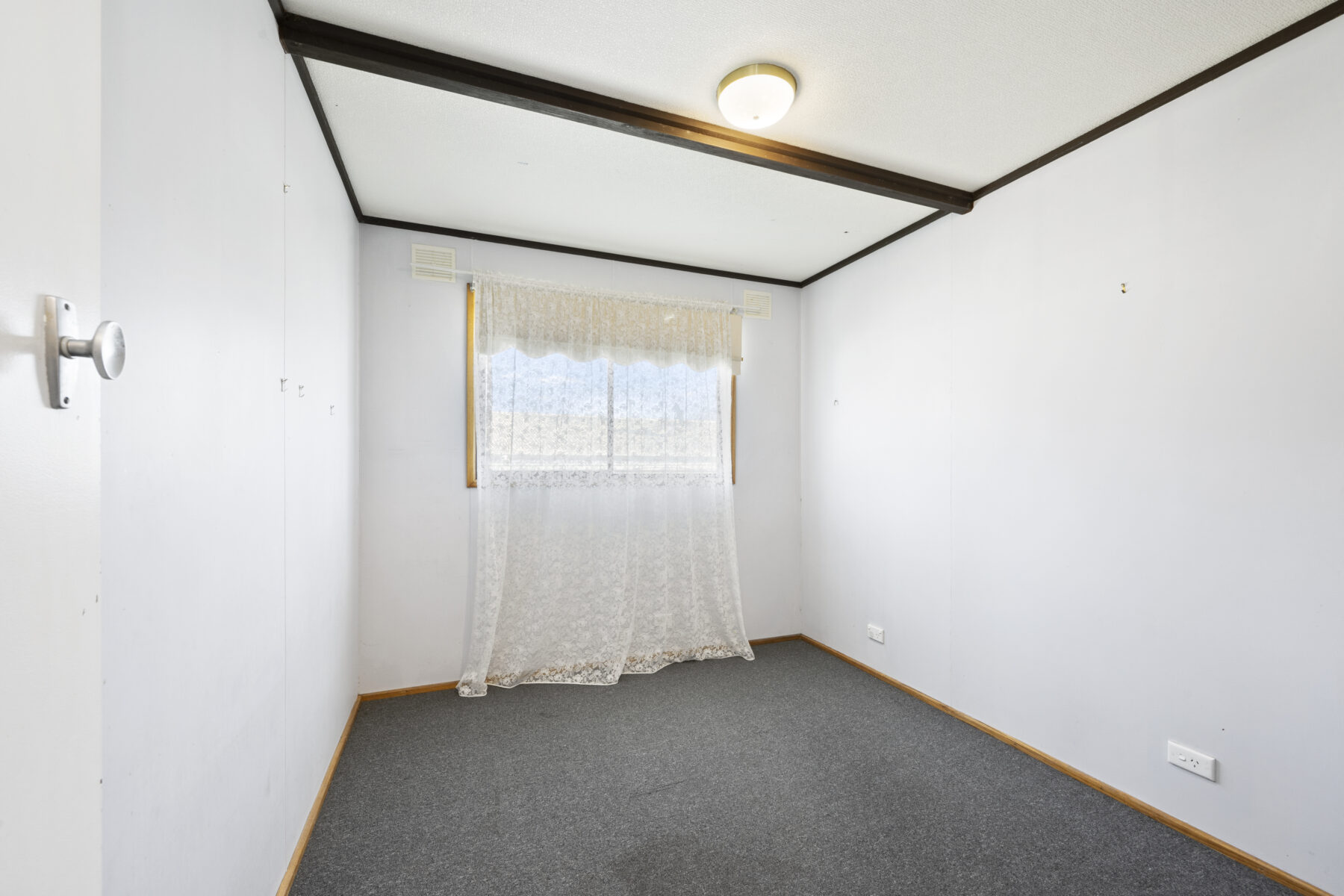 Property: 94 High St Holyrood Street, Maryborough, VIC, 3465 photo-6