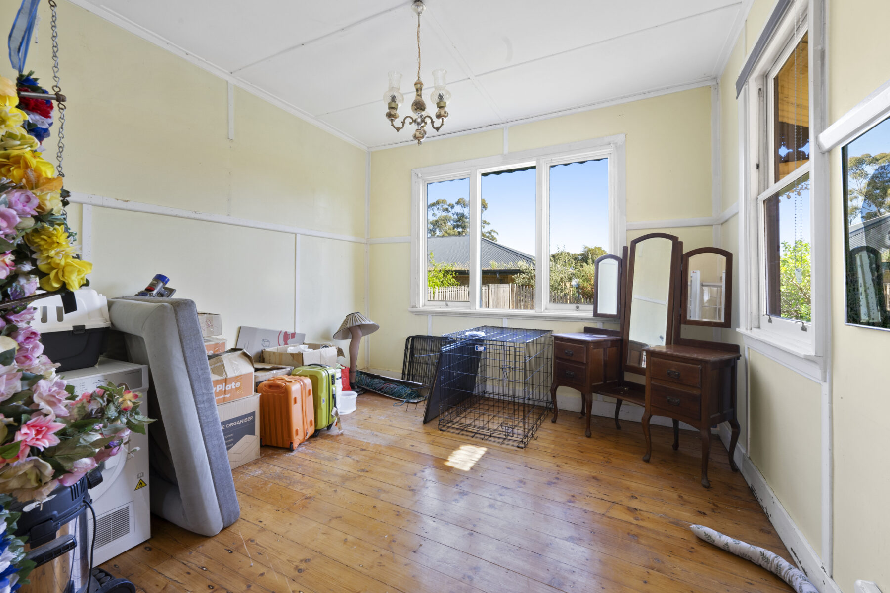 Property: 61 Commercial Road, Tarnagulla, Vic, 3551 photo-1