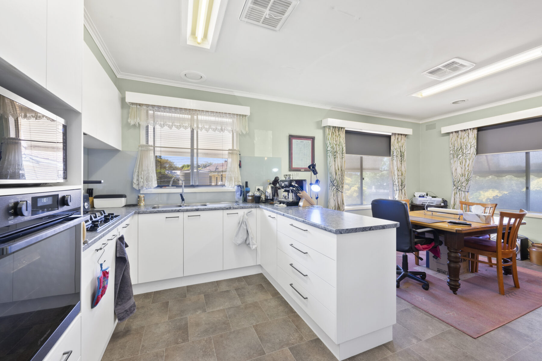 Property: 20 Elgin Road, Maryborough, VIC, 3465 photo-1