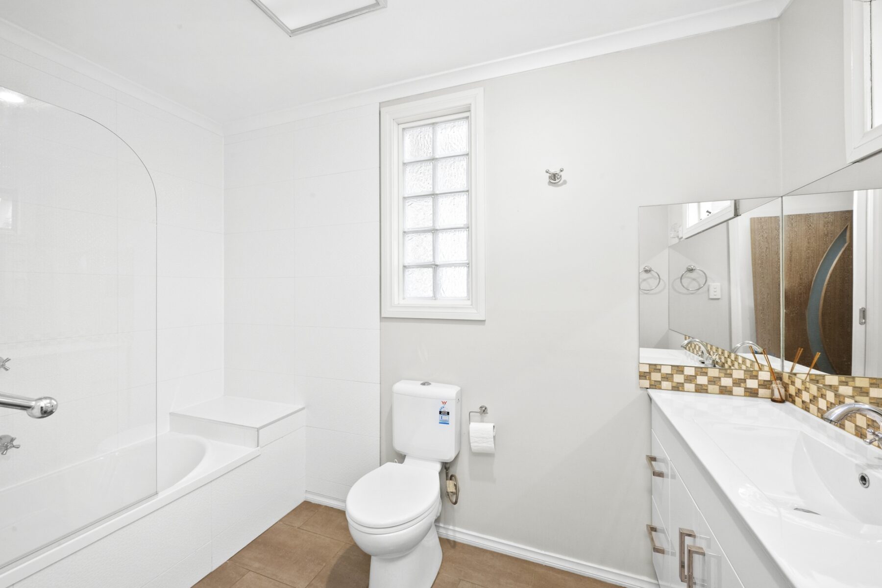 Property: 12 Holyrood Street, Maryborough, VIC, 3465 photo-17