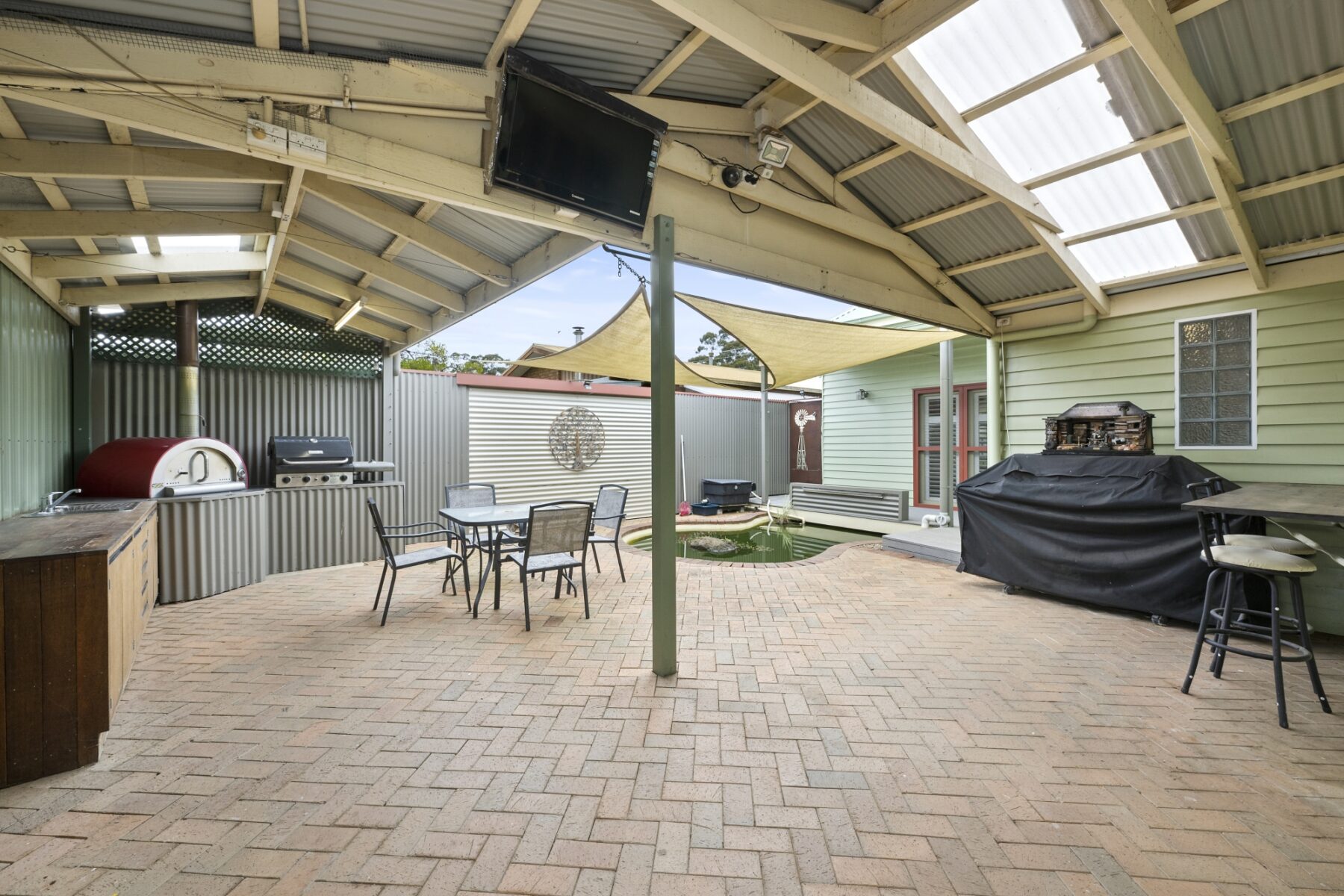 Property: 12 Holyrood Street, Maryborough, VIC, 3465 photo-1