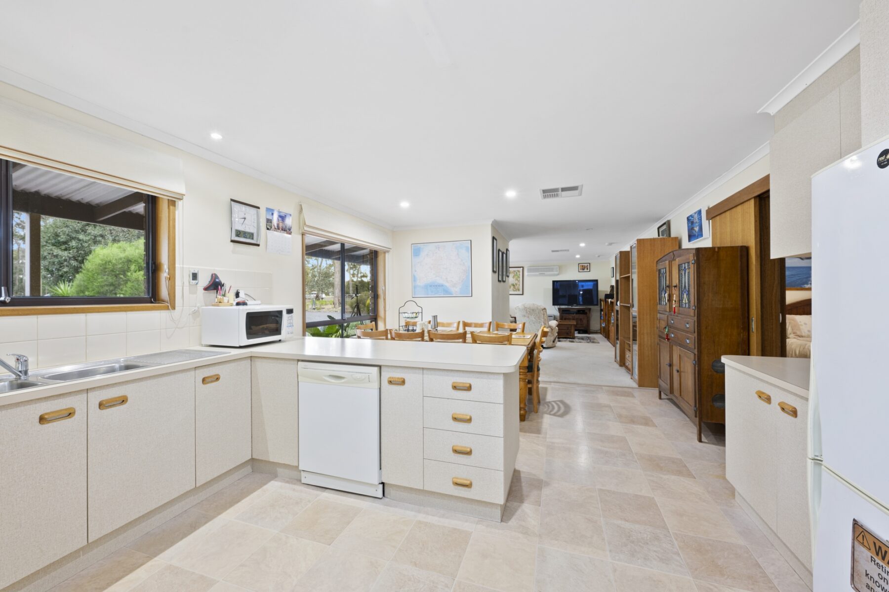 Property: 56 Nicholls Road, Daisy Hill, Victoria, 3465 photo-2