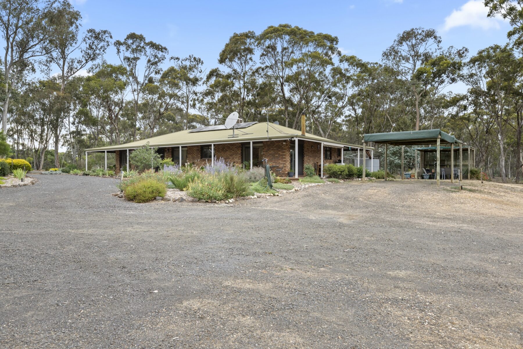 Property: 56 Nicholls Road, Daisy Hill, Victoria, 3465 photo-4