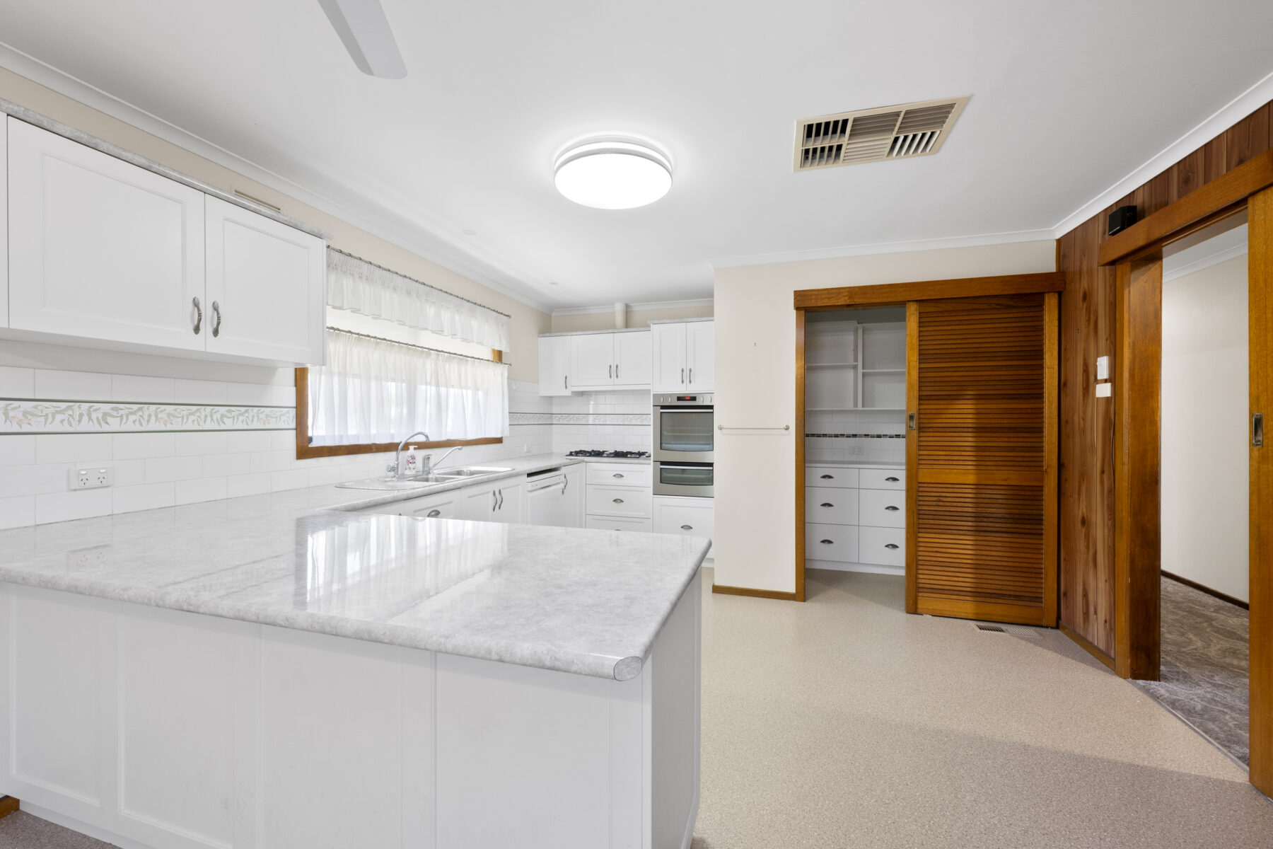 Property: 48 Dundas Road, Maryborough, VIC, 3465 photo-11
