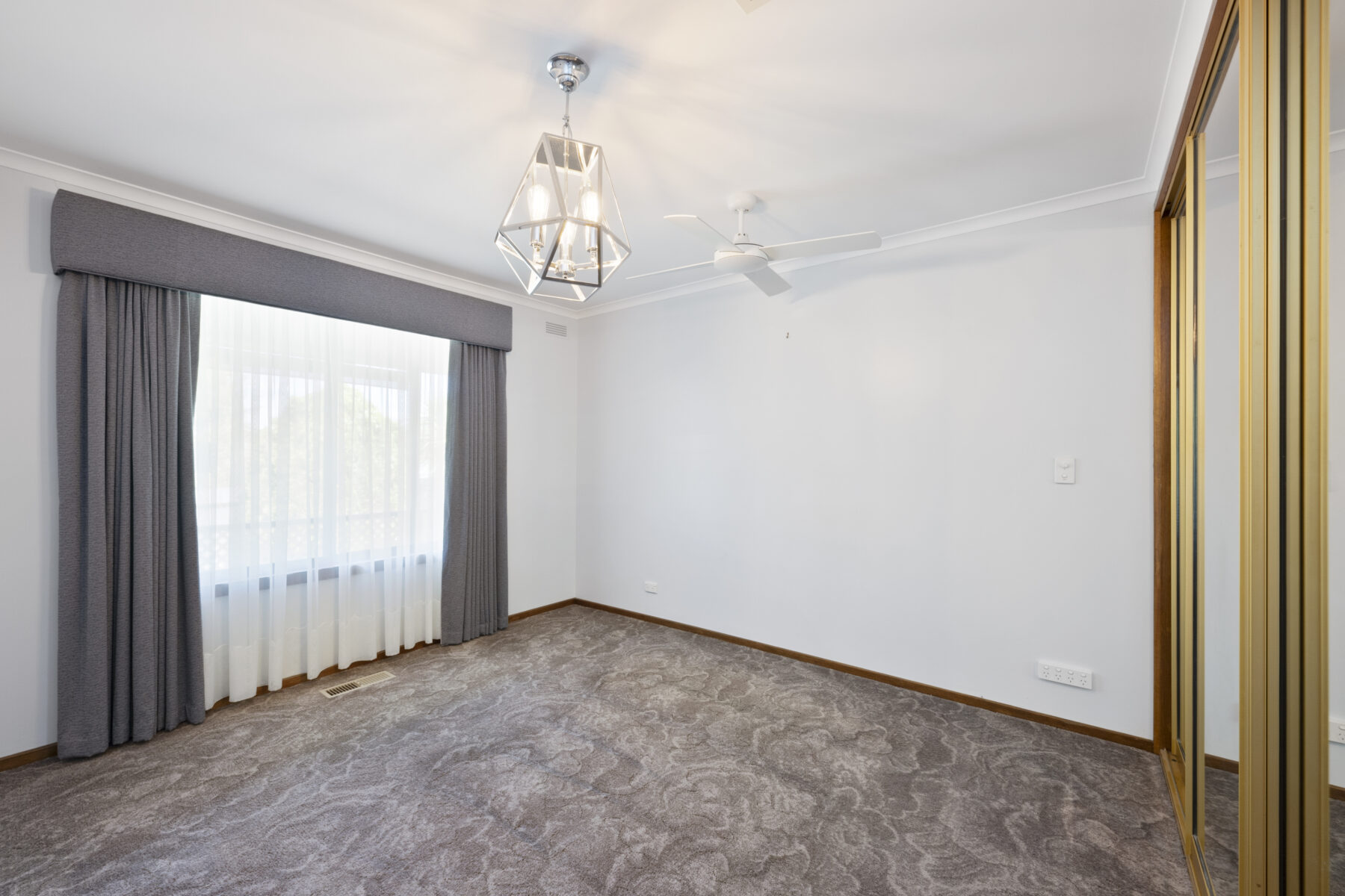 Property: 48 Dundas Road, Maryborough, VIC, 3465 photo-10