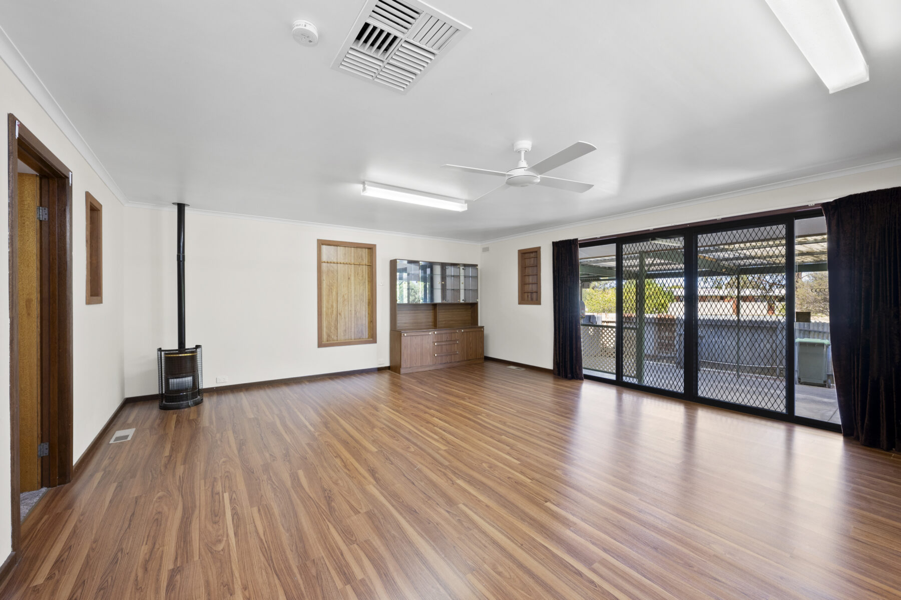 Property: 48 Dundas Road, Maryborough, VIC, 3465 photo-6