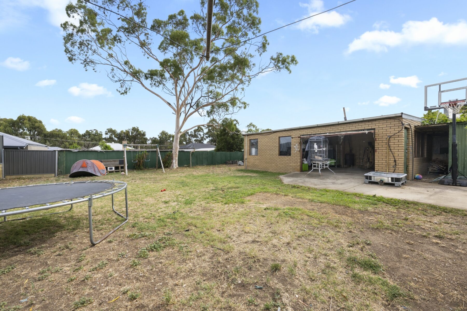 Property: 5 Spring Street, Maryborough, VIC, 3465 photo-2