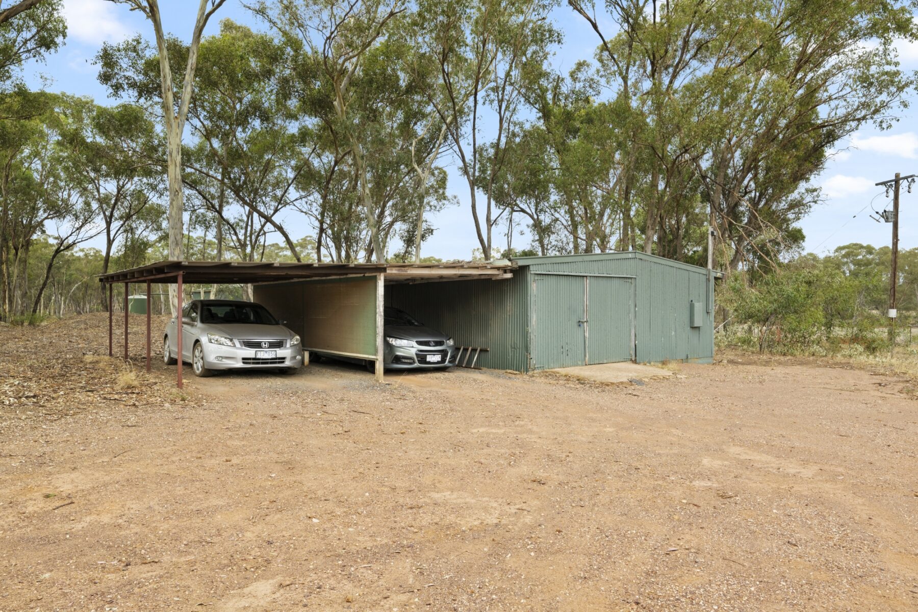 Property: 10 Peg Leg Track, Simson, VIC, 3465 photo-4