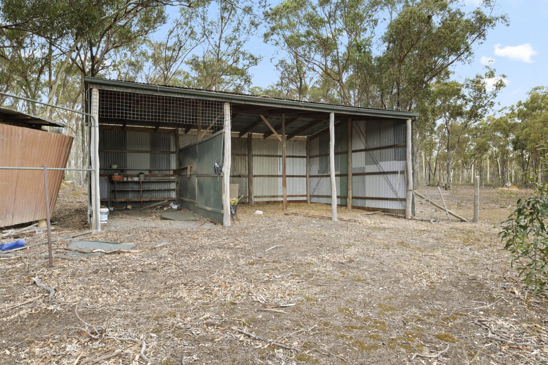 Property: 10 Peg Leg Track, Simson, VIC, 3465 photo-1