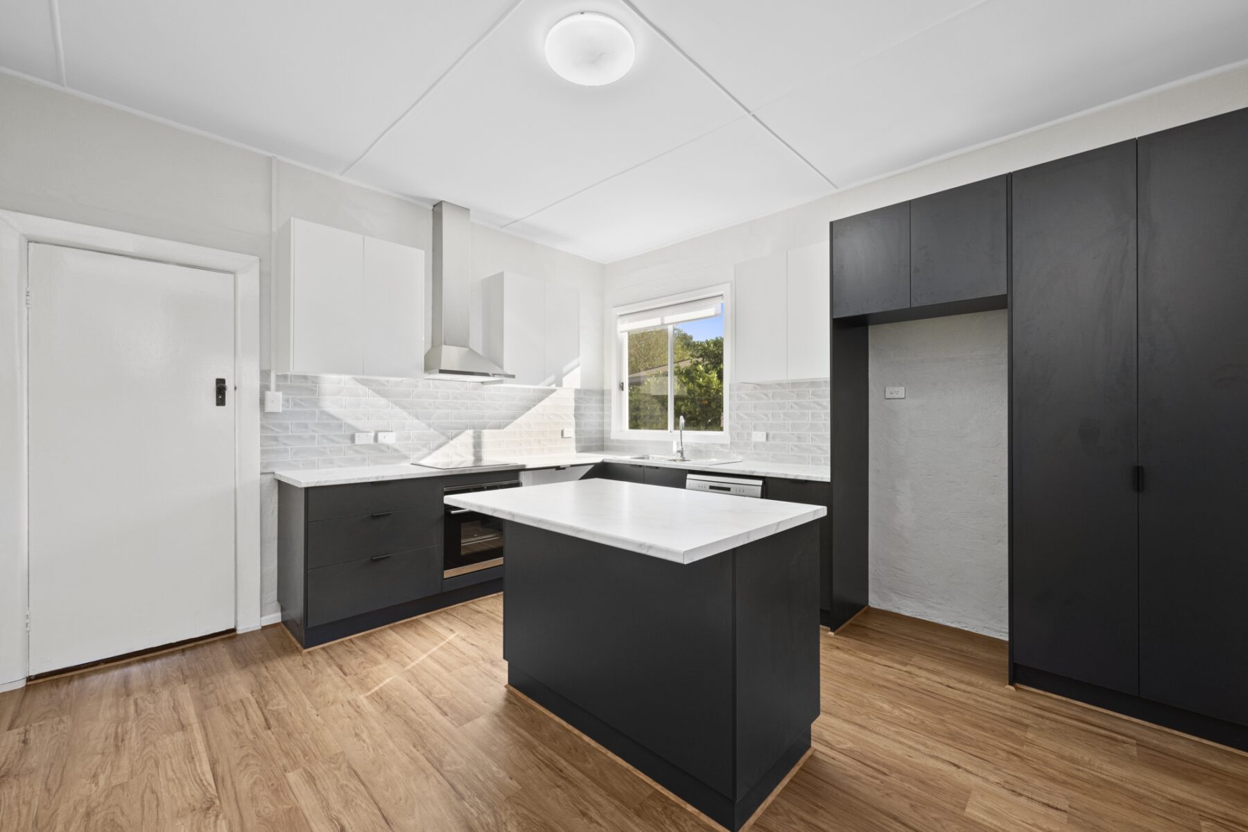 Property: 21 Homebush Road, Avoca, VIC, 3467 photo-3