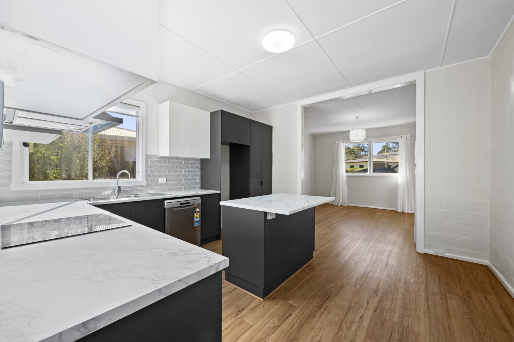 Property: 21 Homebush Road, Avoca, VIC, 3467 photo-2