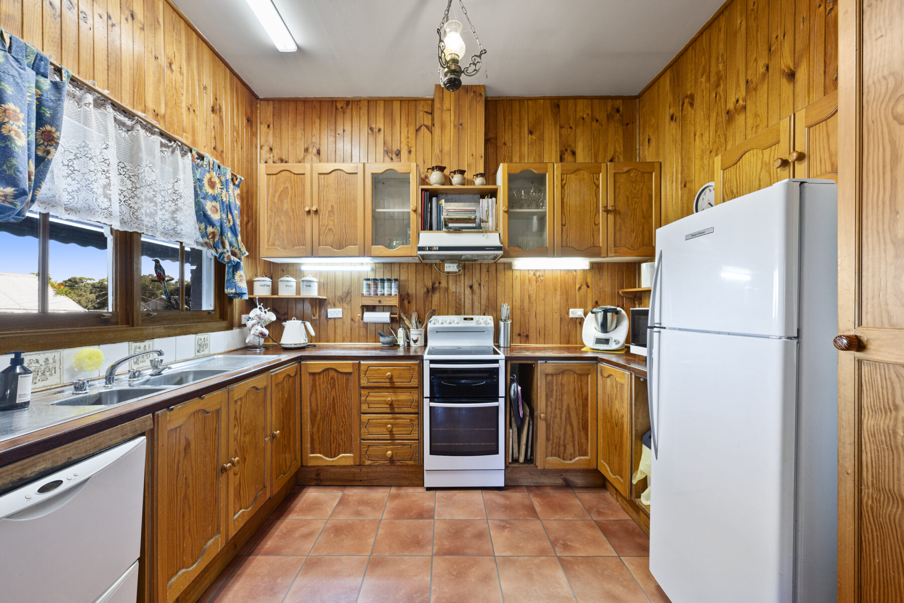 Property: 4 Dehnerts Road, Daisy Hill, VIC, 3465 photo-5