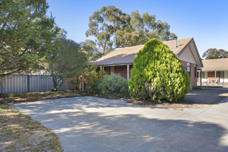 1/4 Ormond Avenue, Maryborough, VIC, 3465