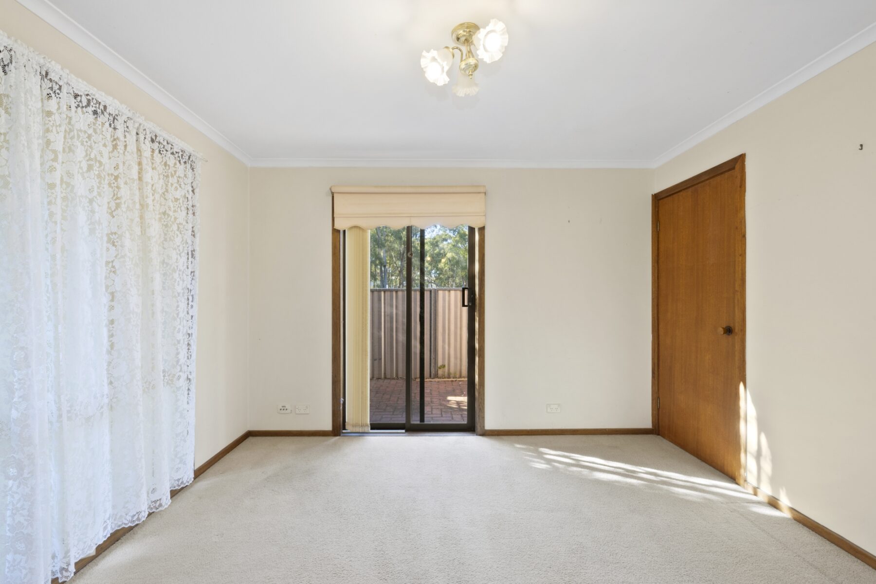Property: 1/4 Ormond Avenue, Maryborough, VIC, 3465 photo-4