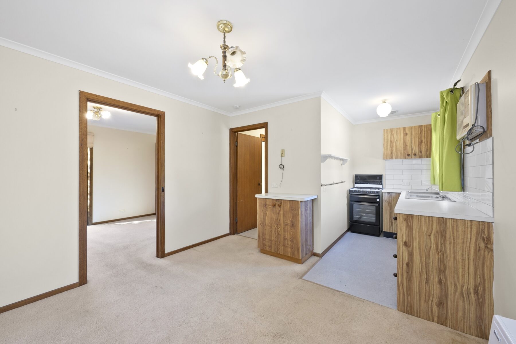 Property: 1/4 Ormond Avenue, Maryborough, VIC, 3465 photo-1