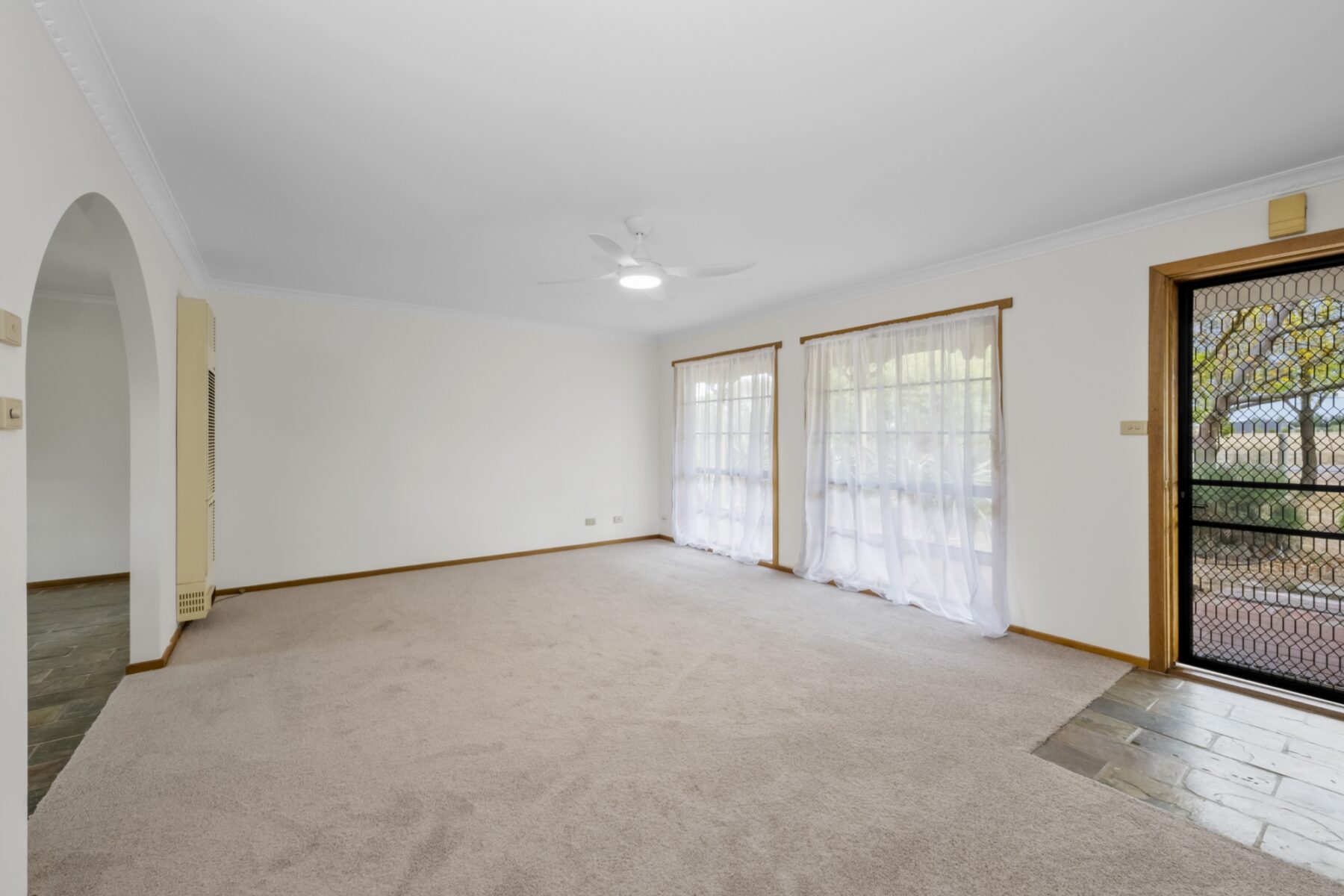 Property: 18 Hall Street, Carisbrook, VIC, 3464 photo-13