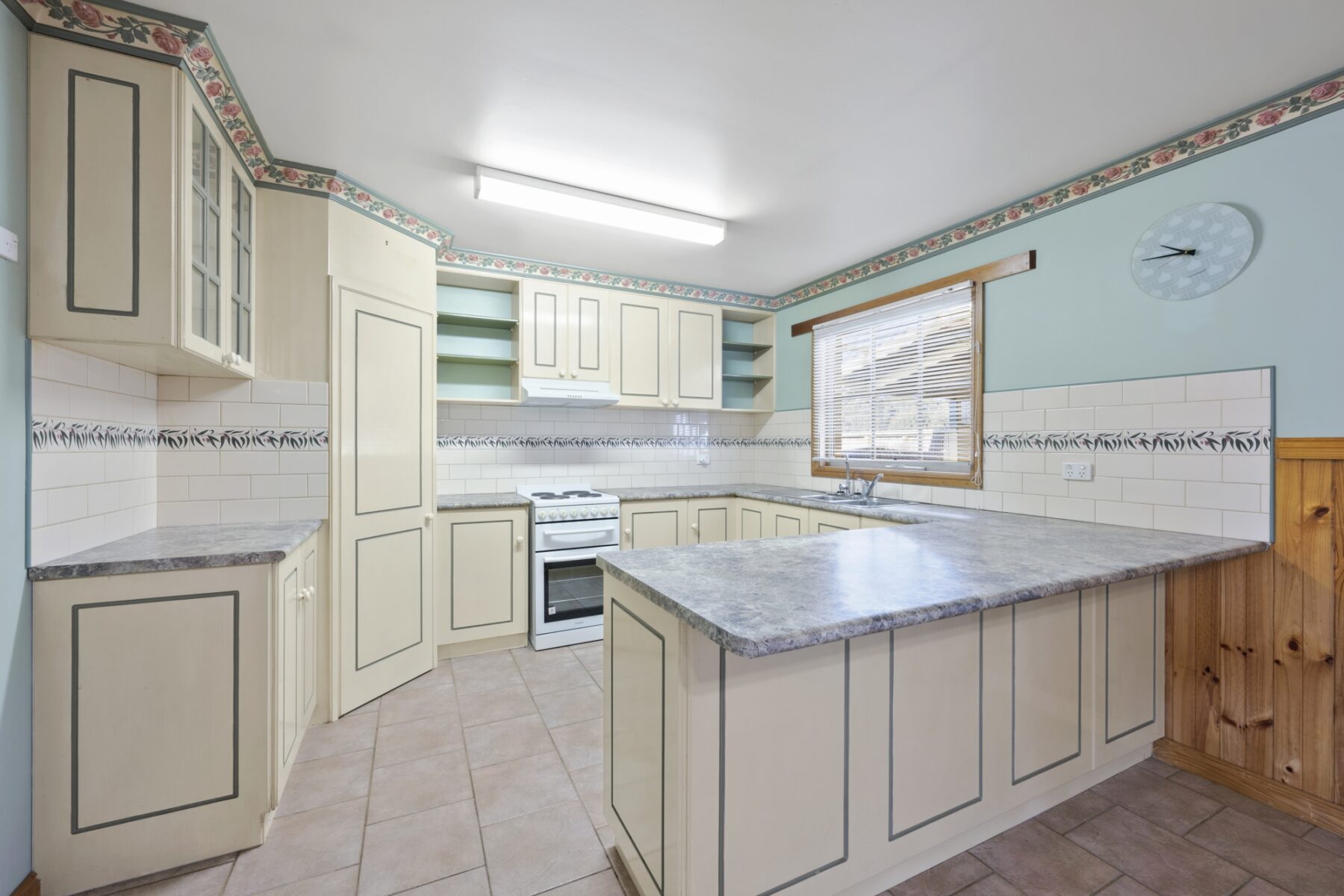 Property: 7 Massimo Court, Maryborough, VIC, 3465 photo-17