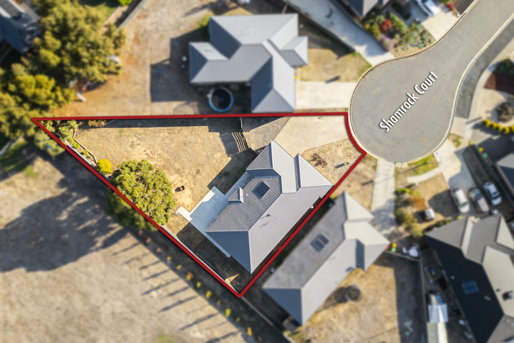 Property: 10 Shamrock Court, Maryborough, VIC, 3465 photo-3