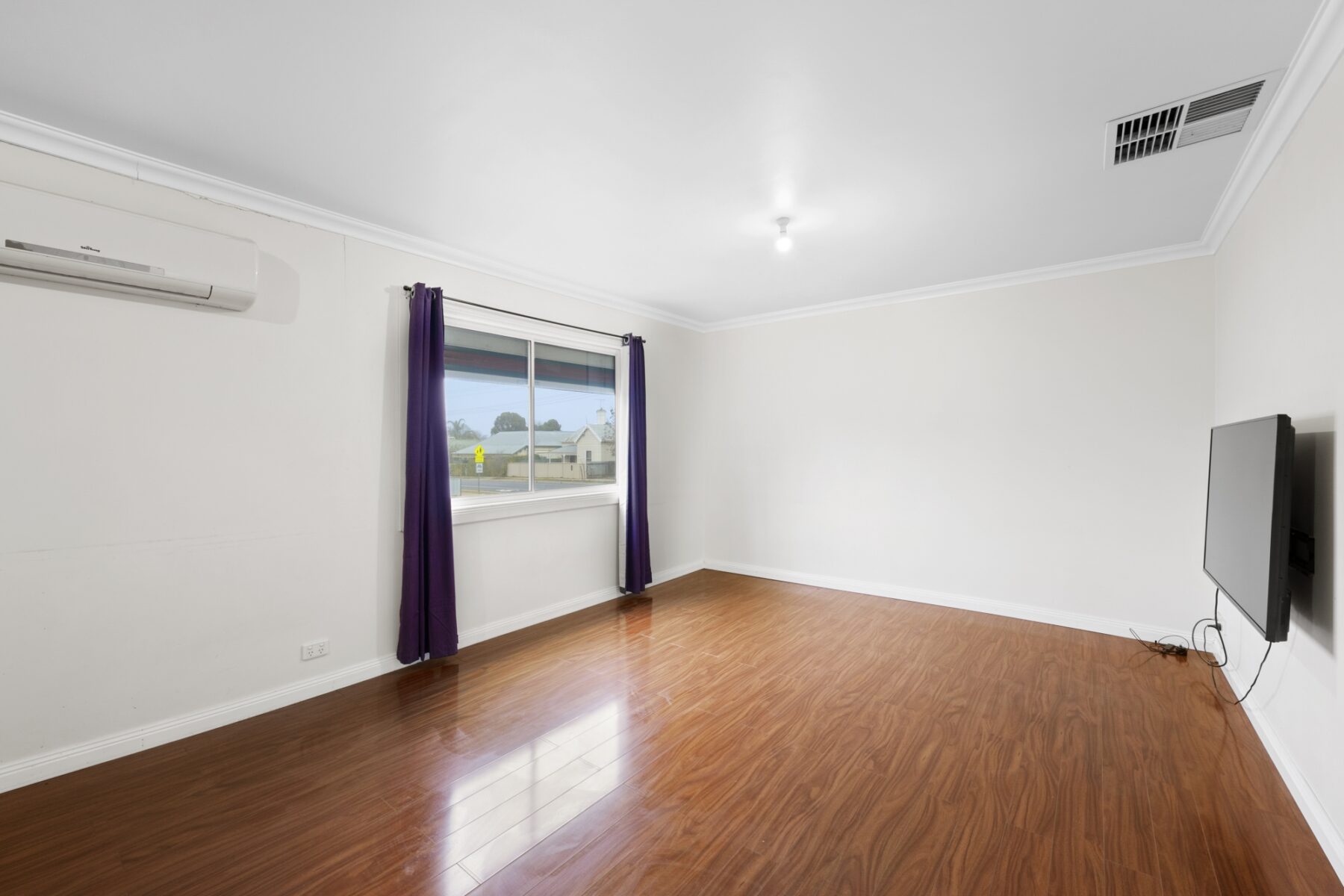 Property: 27 Inkerman Street, Maryborough, VIC, 3465 photo-1