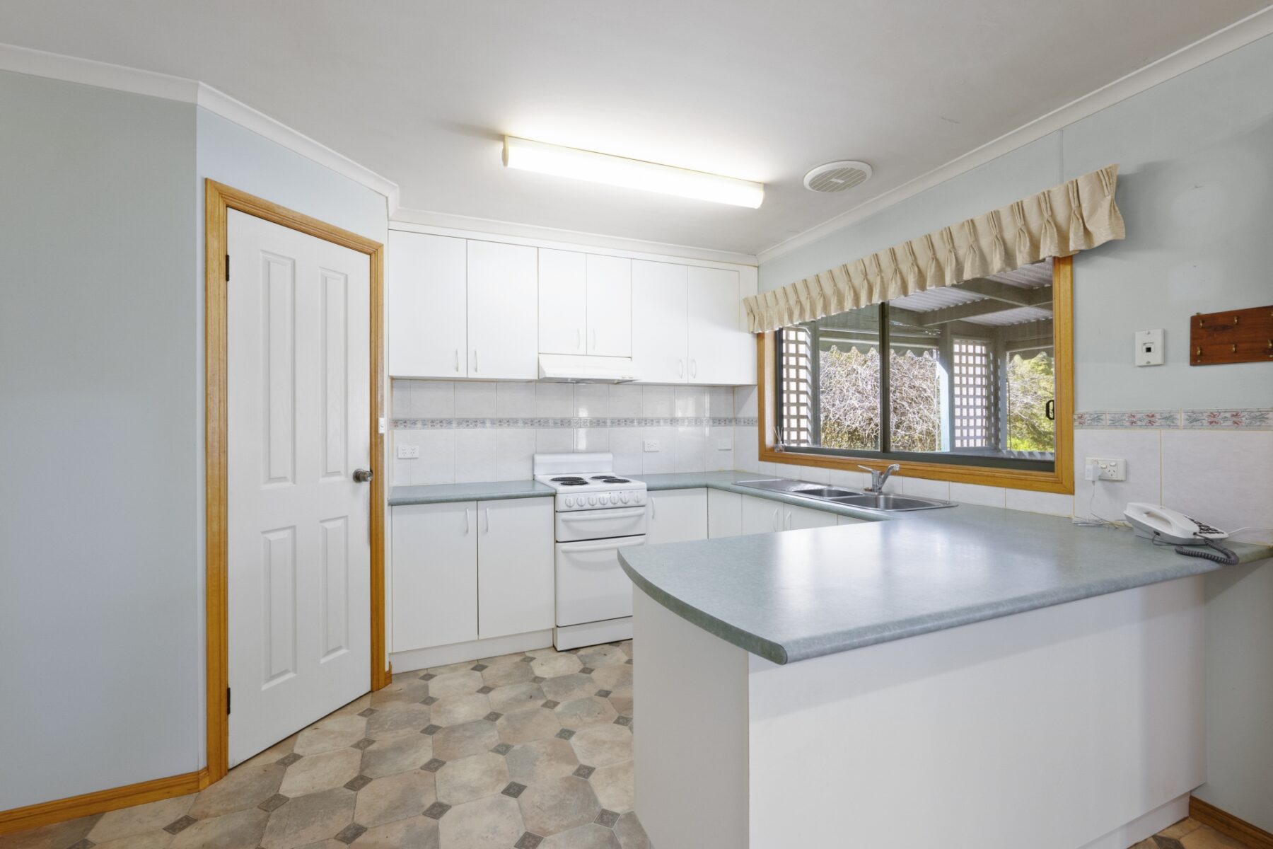 Property: 19 Raglan Street, Dunolly, VIC, 3472 photo-3