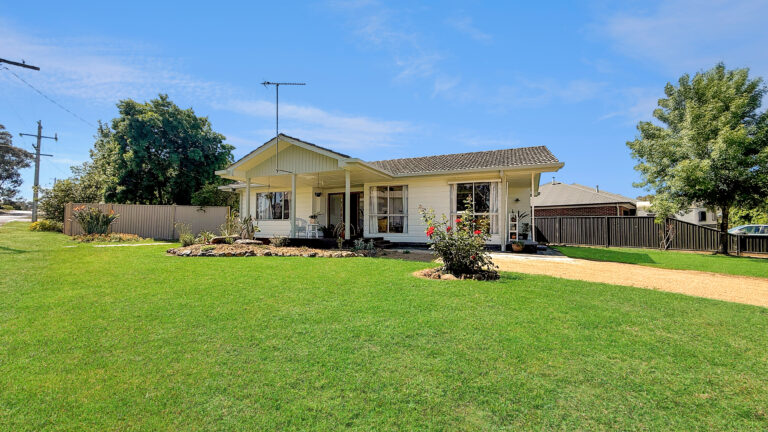 118 Rutherford Street, Avoca, Vic, 3467