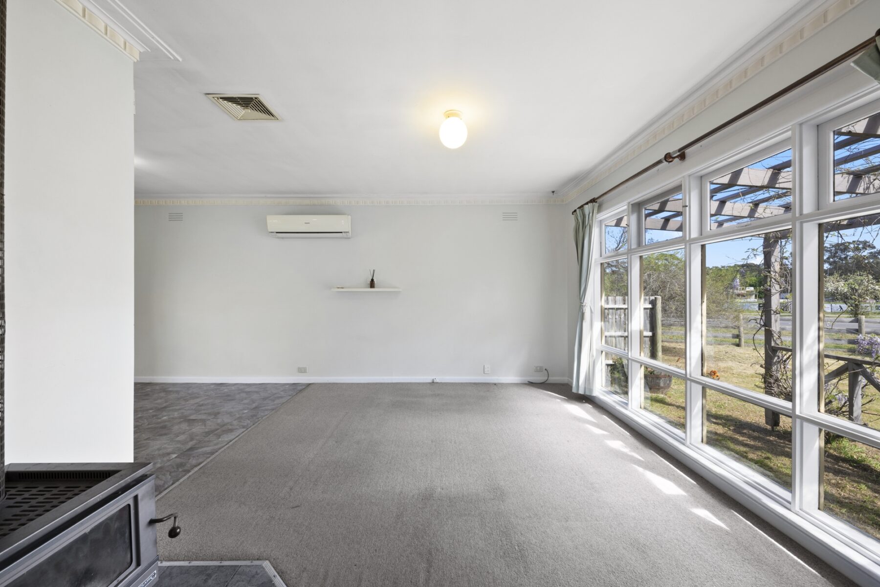 Property: 19 Elgin Street, Dunolly, VIC, 3472 photo-2