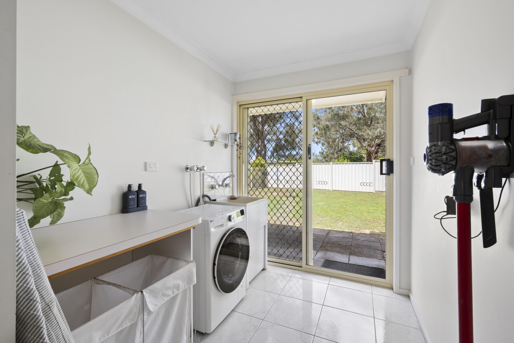 Property: 75 Holyrood Street, Maryborough, VIC, 3465 photo-14