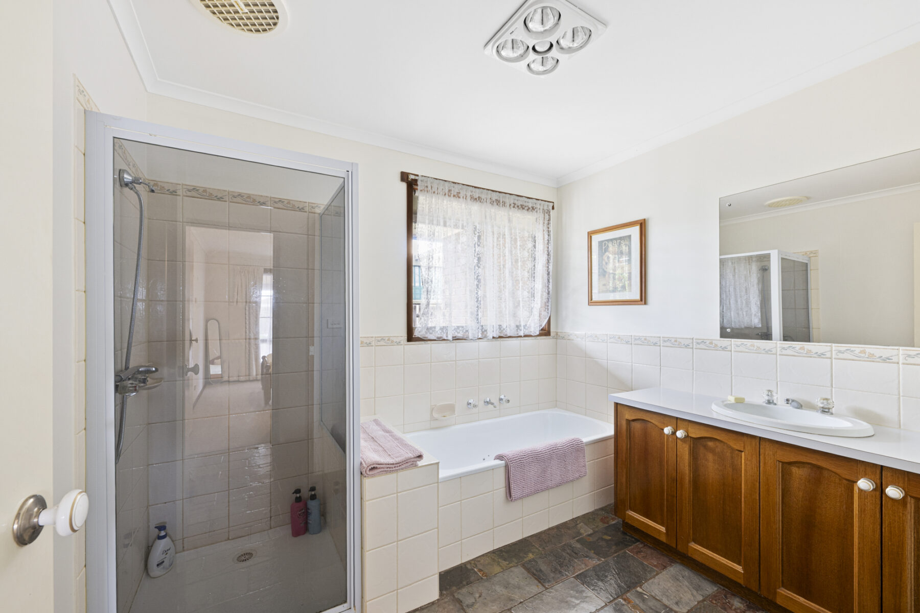 Property: 292 Gladstone Street, Maryborough, VIC, 3465 photo-9