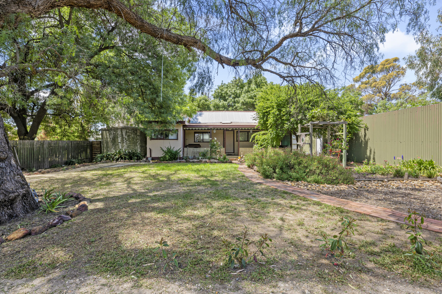 Property: 9 Davies Street, Bealiba, VIC, 3475 photo-4