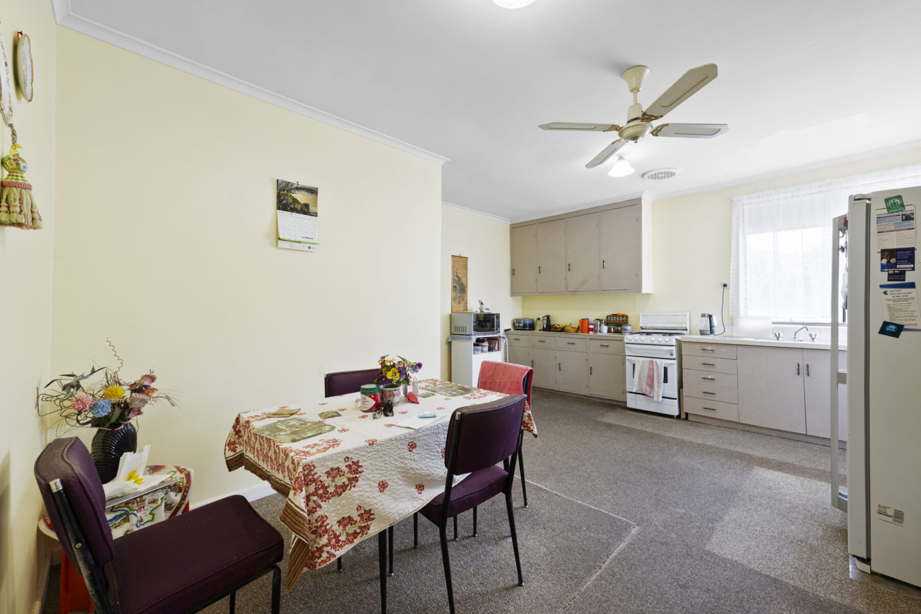 Property: 302 Gladstone Street, Maryborough, VIC, 3465 photo-4