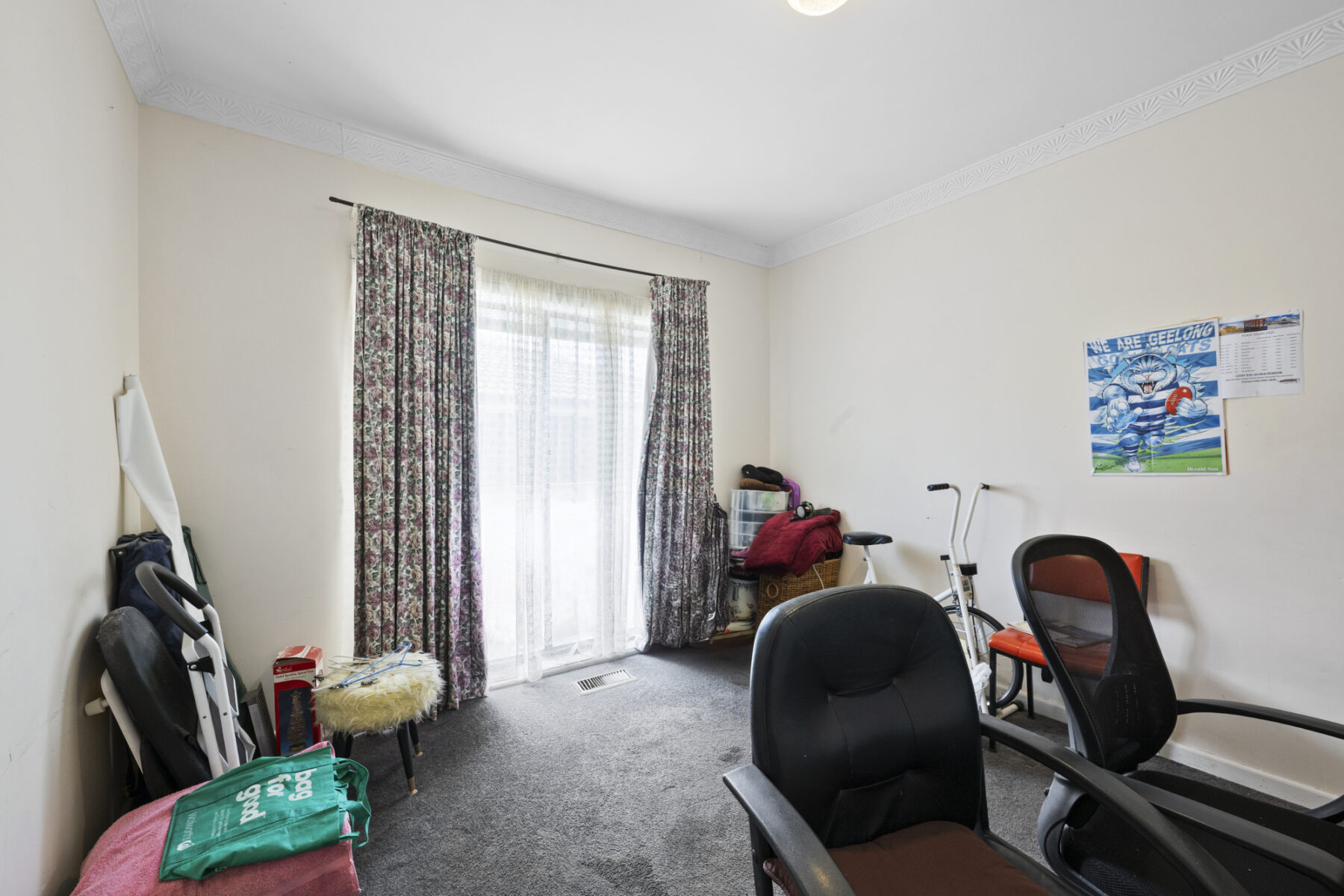 Property: 302 Gladstone Street, Maryborough, VIC, 3465 photo-8