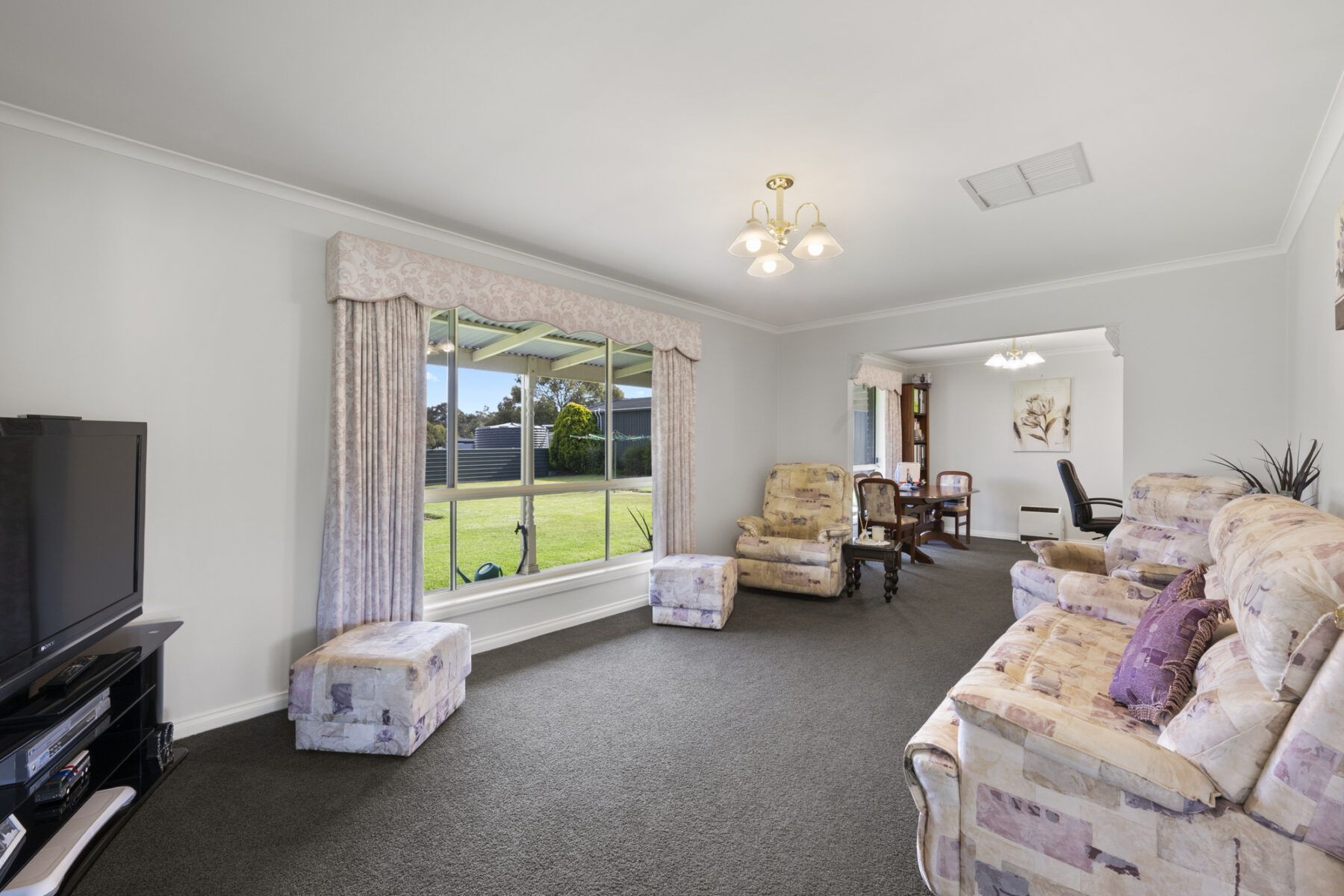Property: 10 Massimo Court, Maryborough, VIC, 3465 photo-5