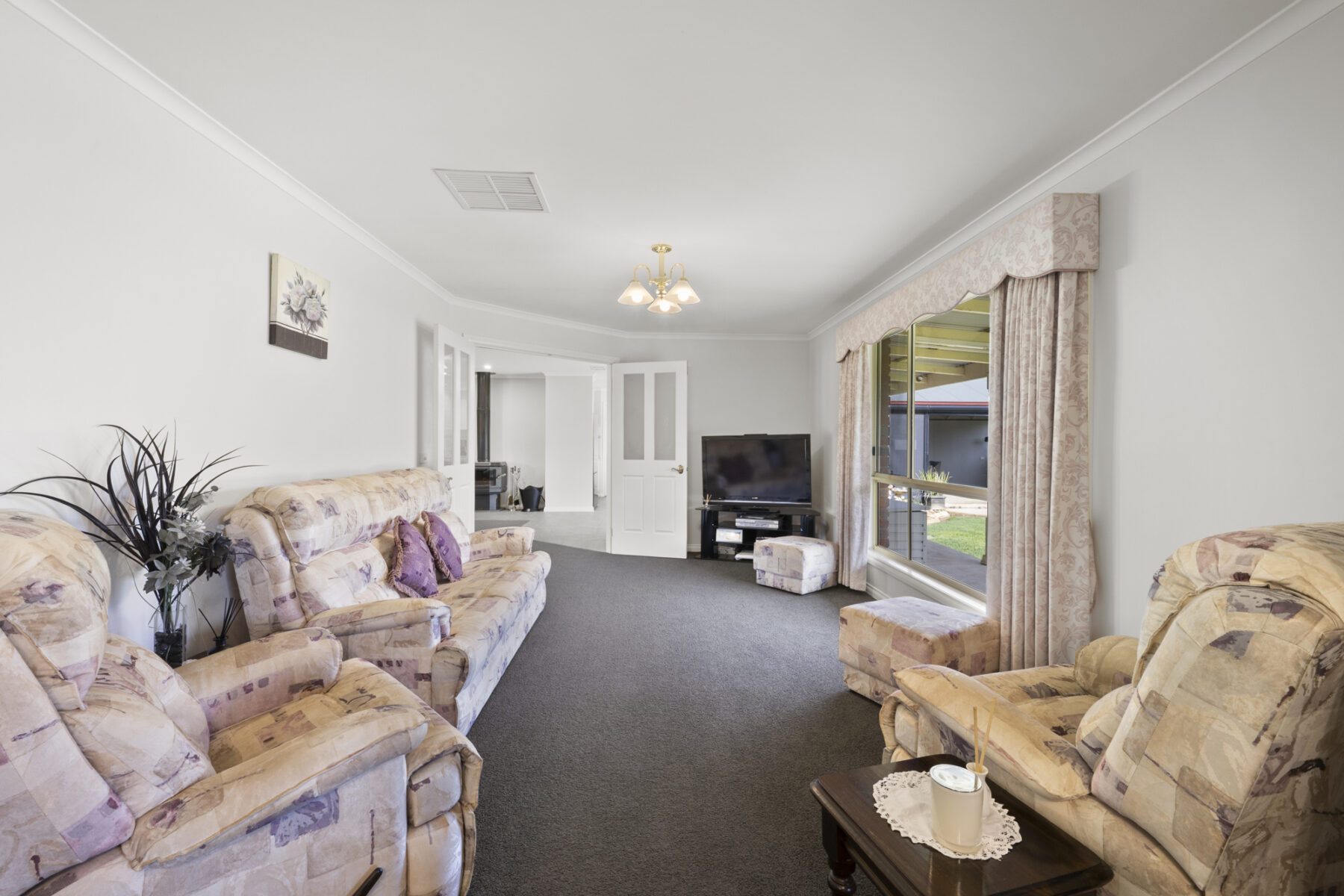 Property: 10 Massimo Court, Maryborough, VIC, 3465 photo-6