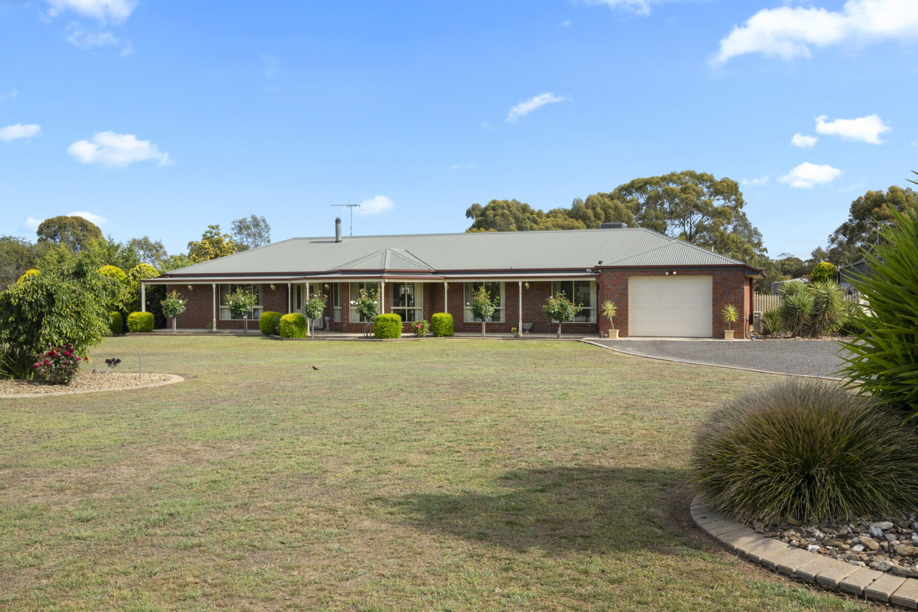 Property: 10 Massimo Court, Maryborough, VIC, 3465 photo-1